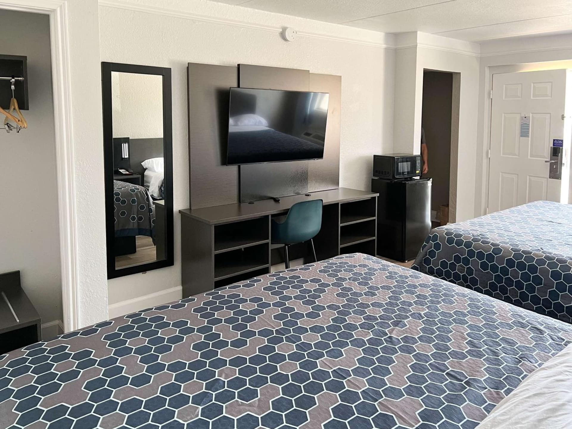Motel 6-Monroe, LA interior in Monroe, LA — gallery photo 2