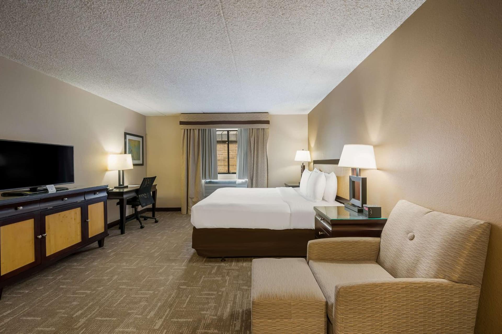 Best Western Detroit Livonia gallery photo in Livonia, MI — image 12