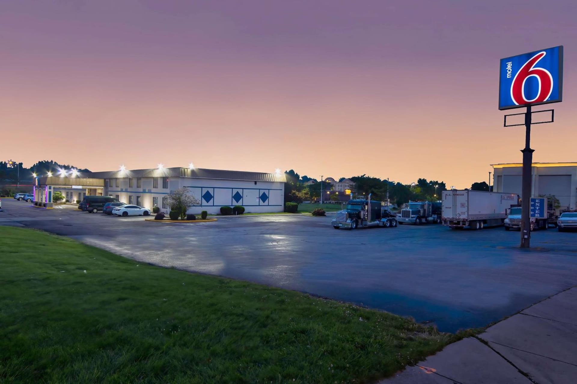 Motel 6-Springfield, OH interior in Springfield, OH — gallery photo 2