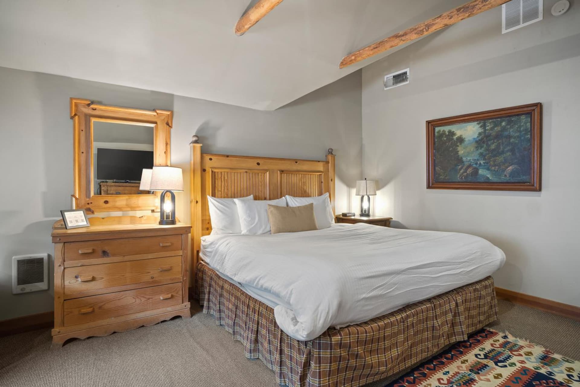 Weasku Inn gallery photo in Grants Pass, OR — image 145