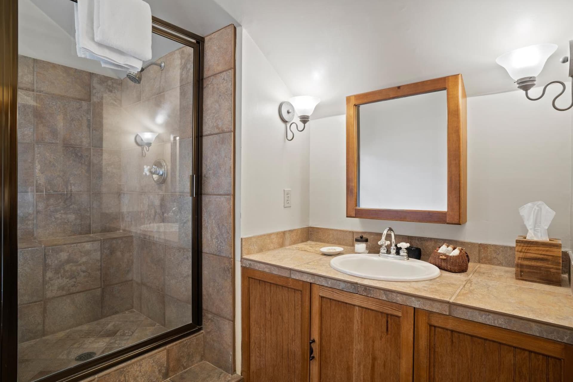 Weasku Inn gallery photo in Grants Pass, OR — image 102