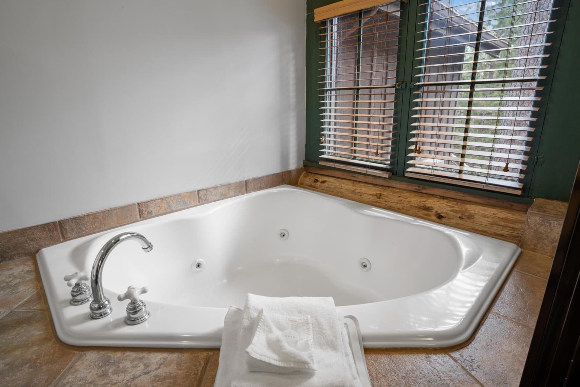 Weasku Inn gallery photo in Grants Pass, OR — image 149