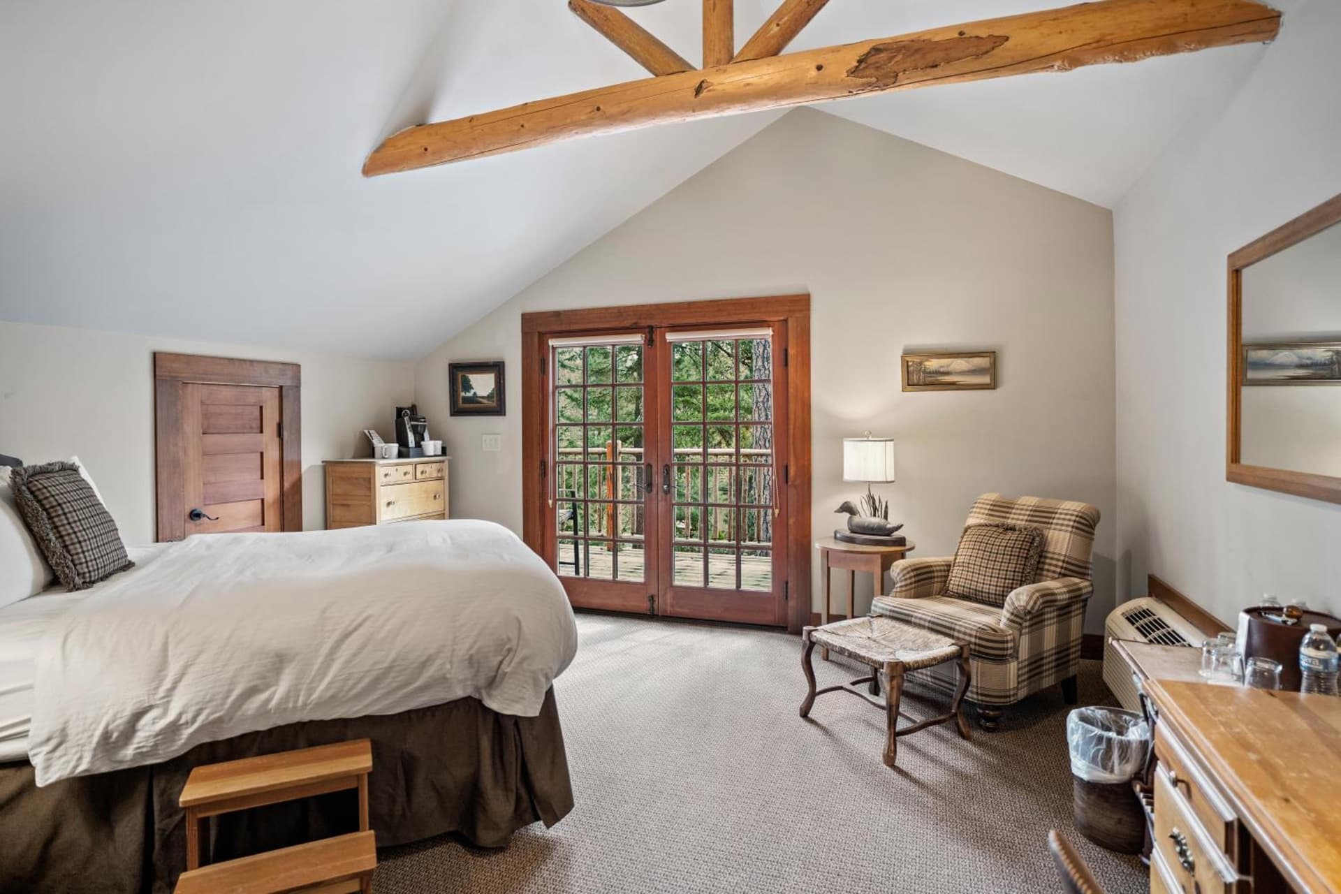Weasku Inn gallery photo in Grants Pass, OR — image 36
