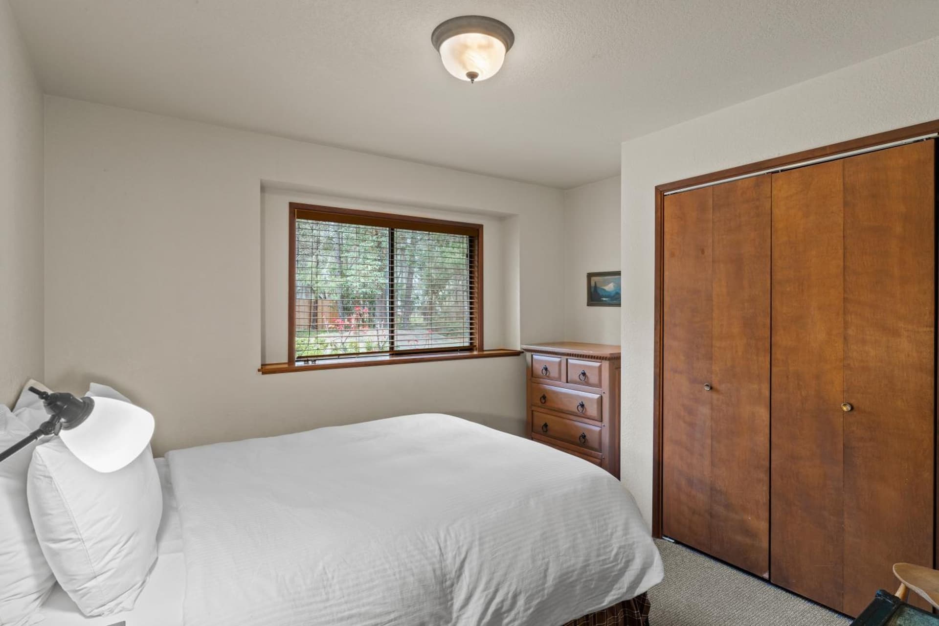 Weasku Inn gallery photo in Grants Pass, OR — image 80