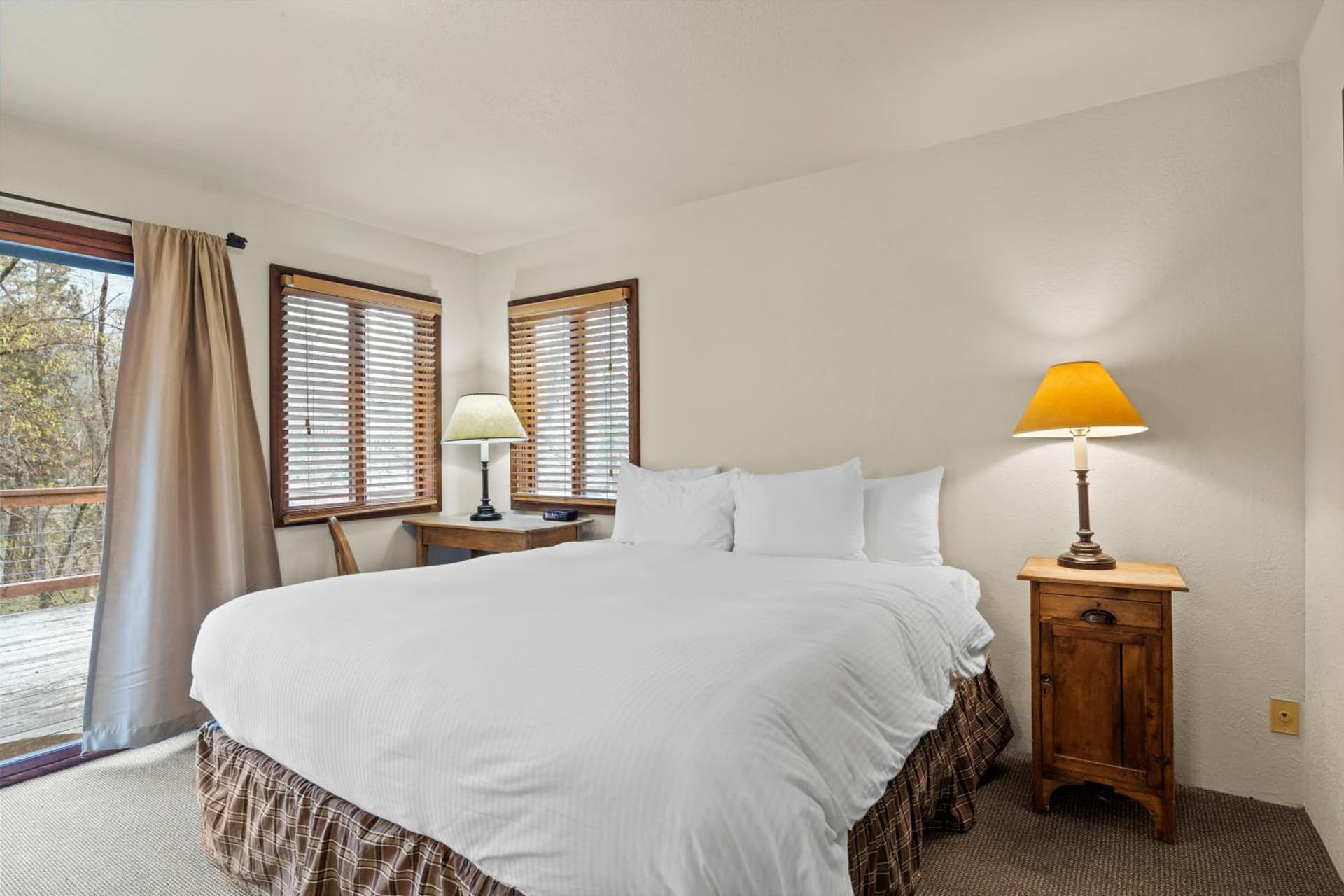Weasku Inn gallery photo in Grants Pass, OR — image 12