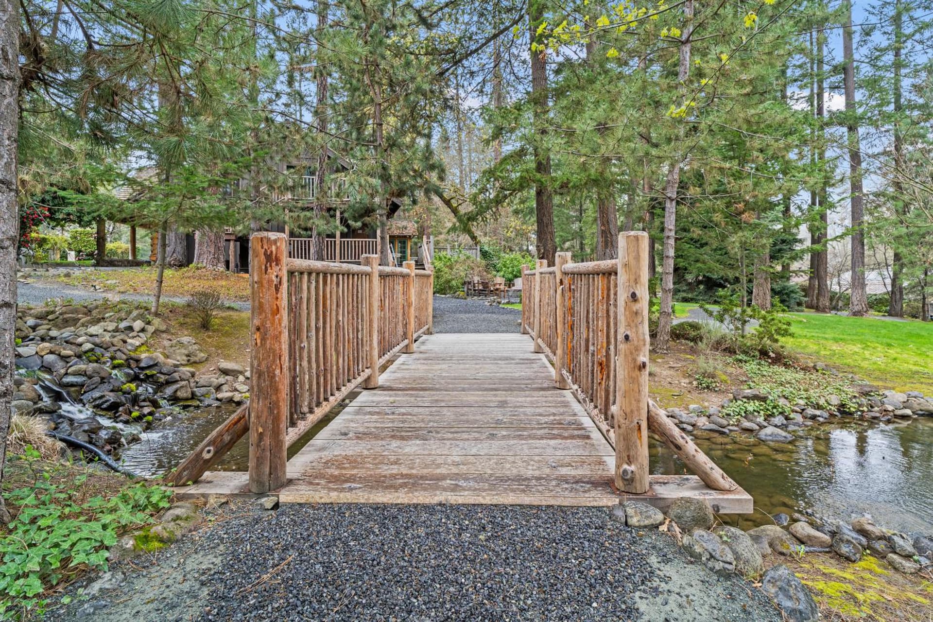 Weasku Inn gallery photo in Grants Pass, OR — image 14