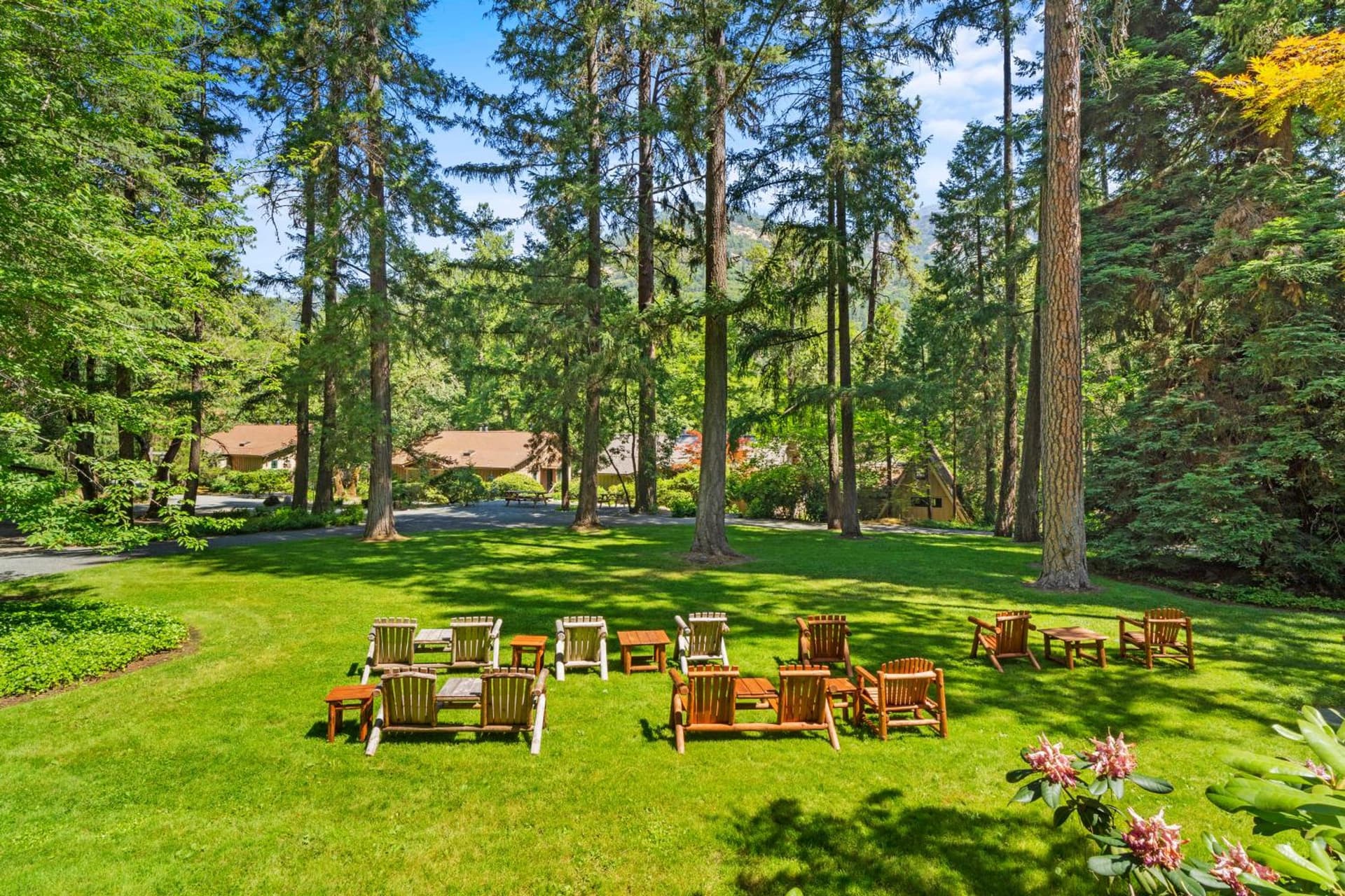 Weasku Inn gallery photo in Grants Pass, OR — image 71