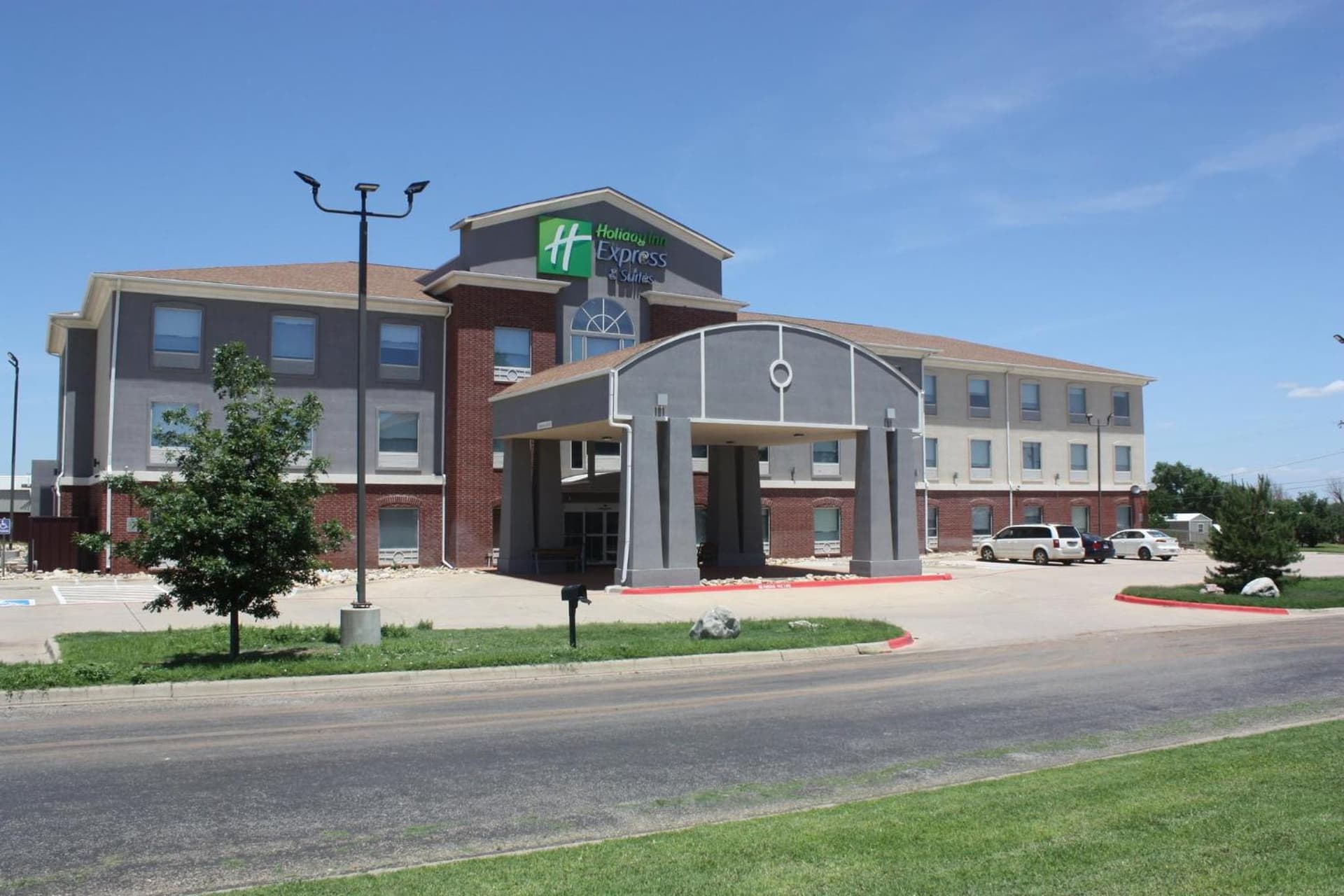 Holiday Inn Express Hotel & Suites Shamrock North by IHG featured exterior or lobby in Shamrock, TX — similar hotel
