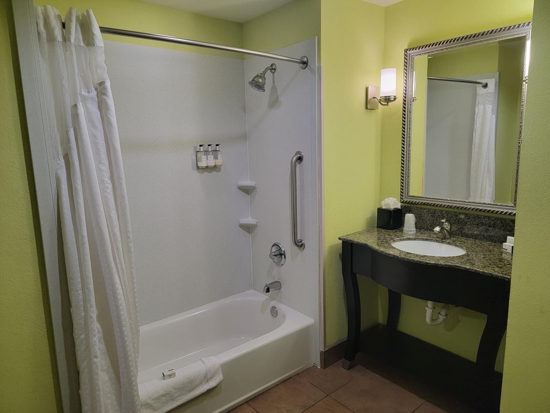 Holiday Inn Garland by IHG gallery photo in Garland, TX — image 41