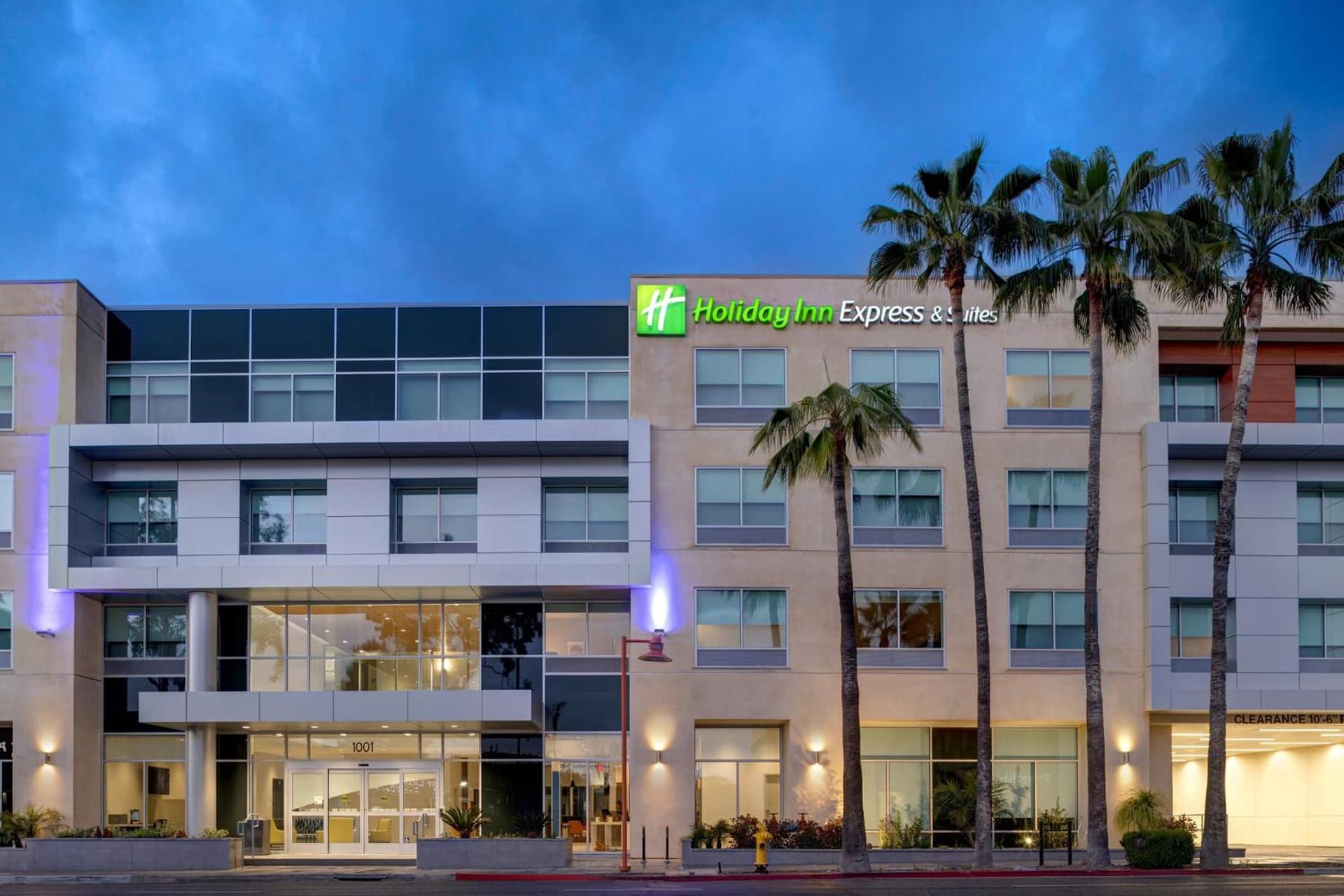Holiday Inn Express & Suites - Glendale Downtown gallery photo in Glendale, CA — image 44