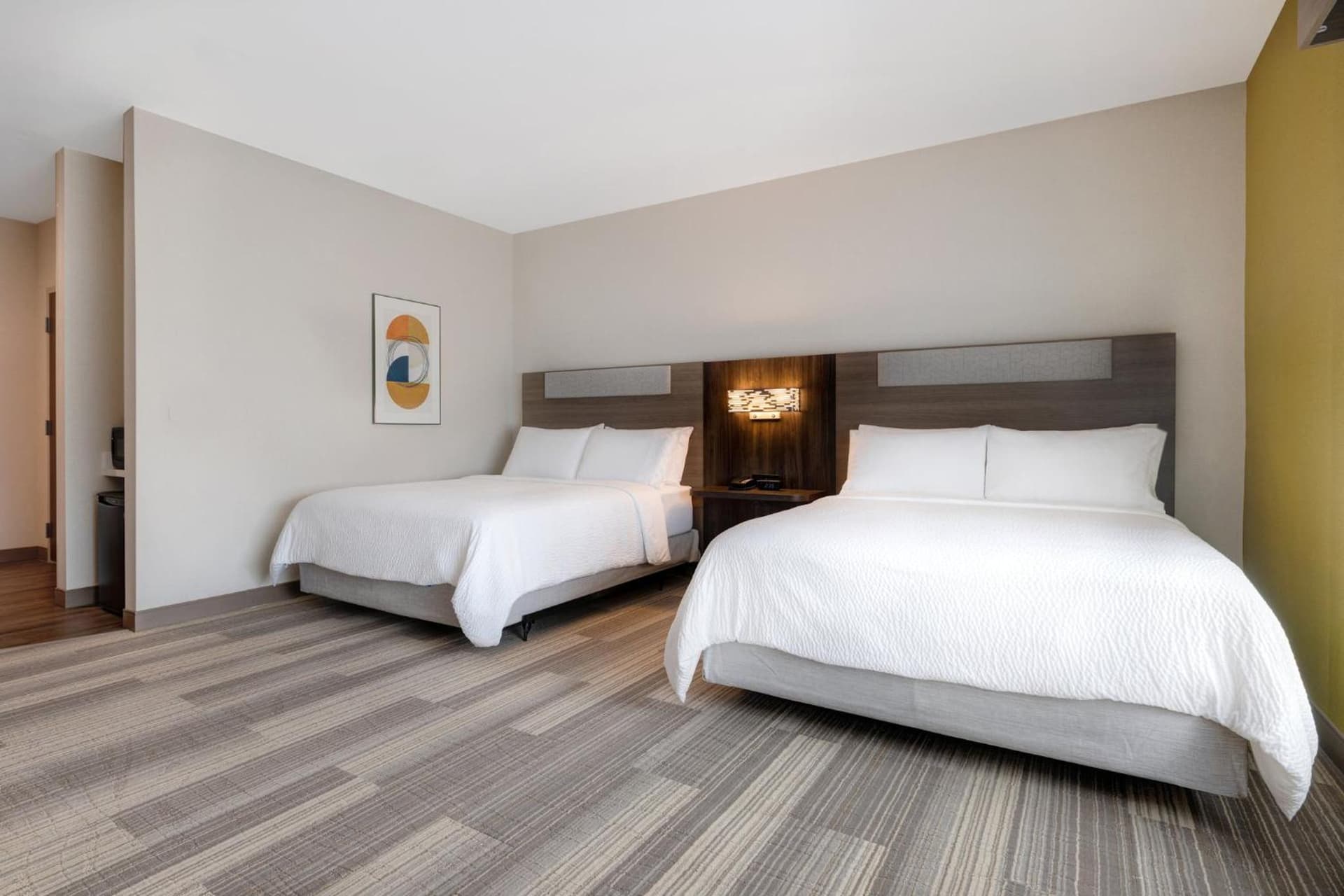 Holiday Inn Express & Suites - Glendale Downtown gallery photo in Glendale, CA — image 67