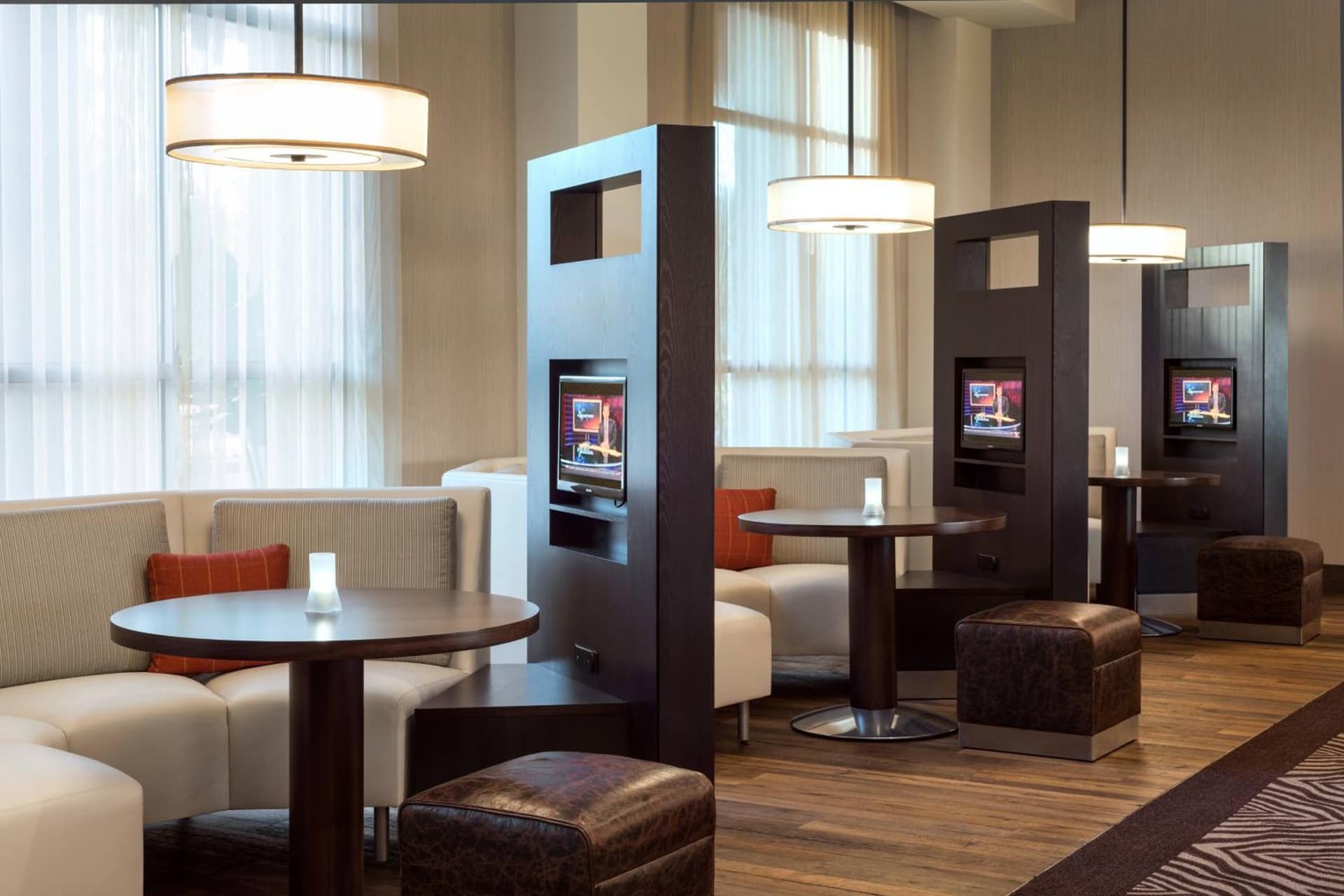 Courtyard by Marriott Irvine Spectrum gallery photo in Irvine, CA — image 8