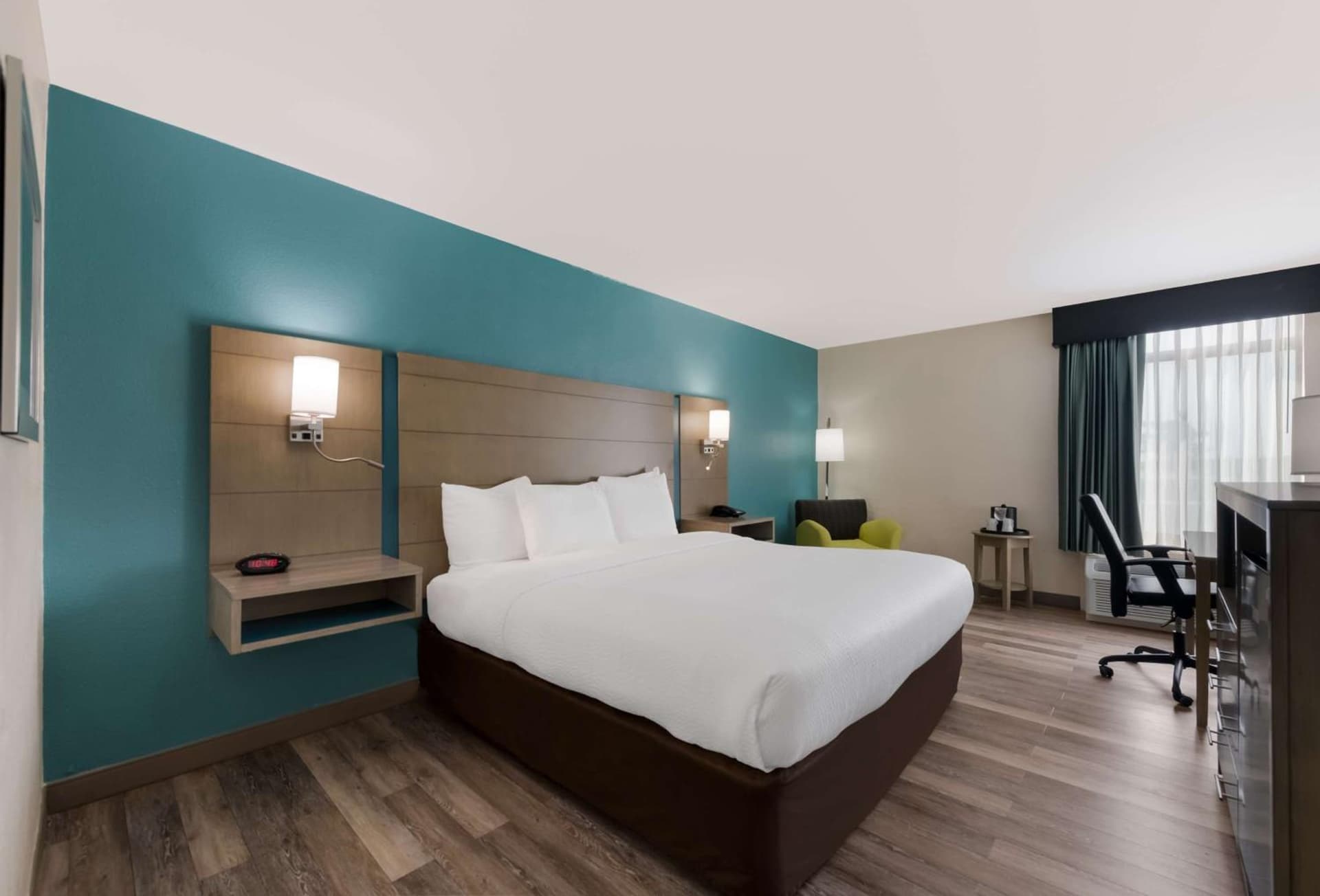 Best Western Hampton Coliseum Inn gallery photo in Hampton, VA — image 25