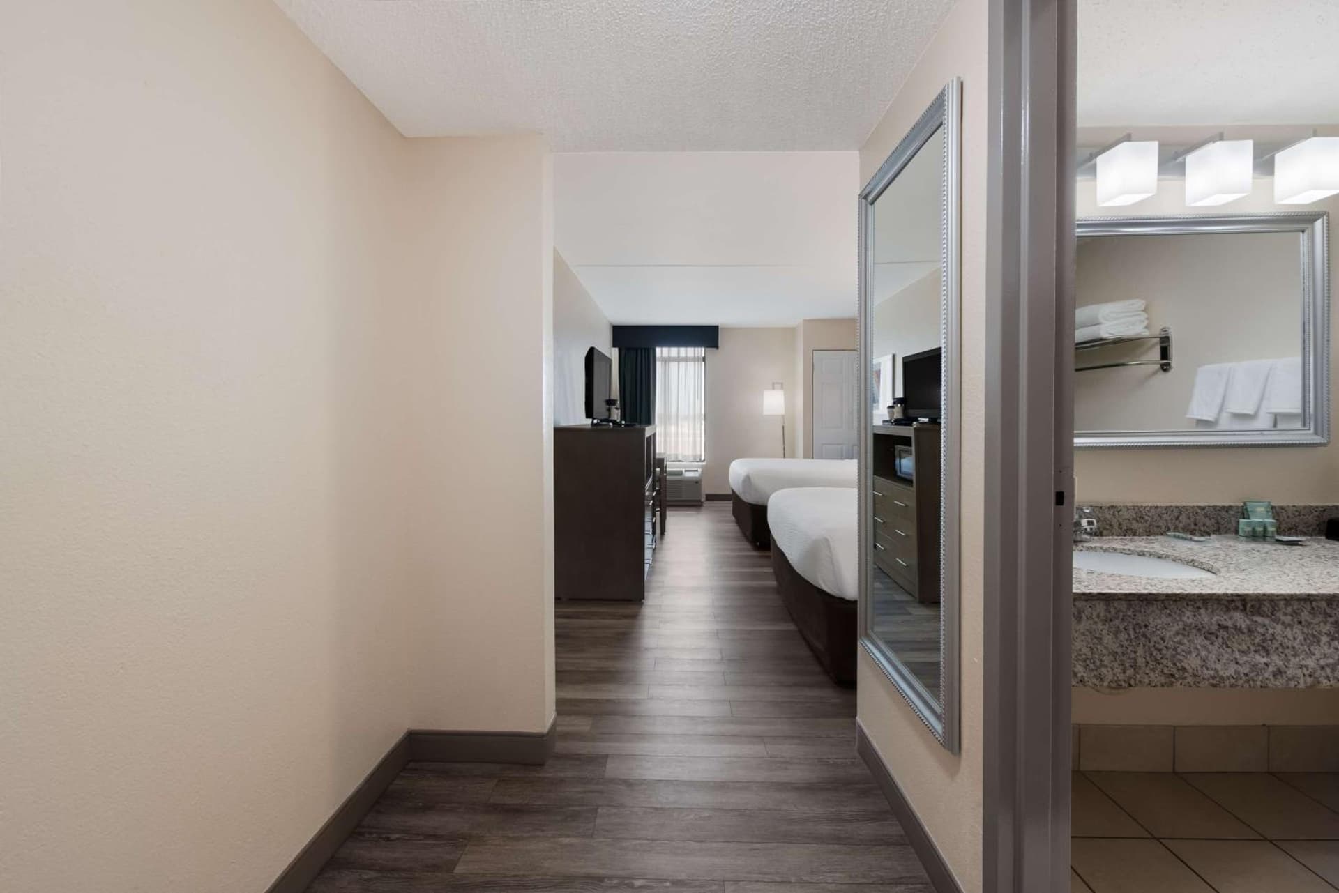 Best Western Hampton Coliseum Inn gallery photo in Hampton, VA — image 12