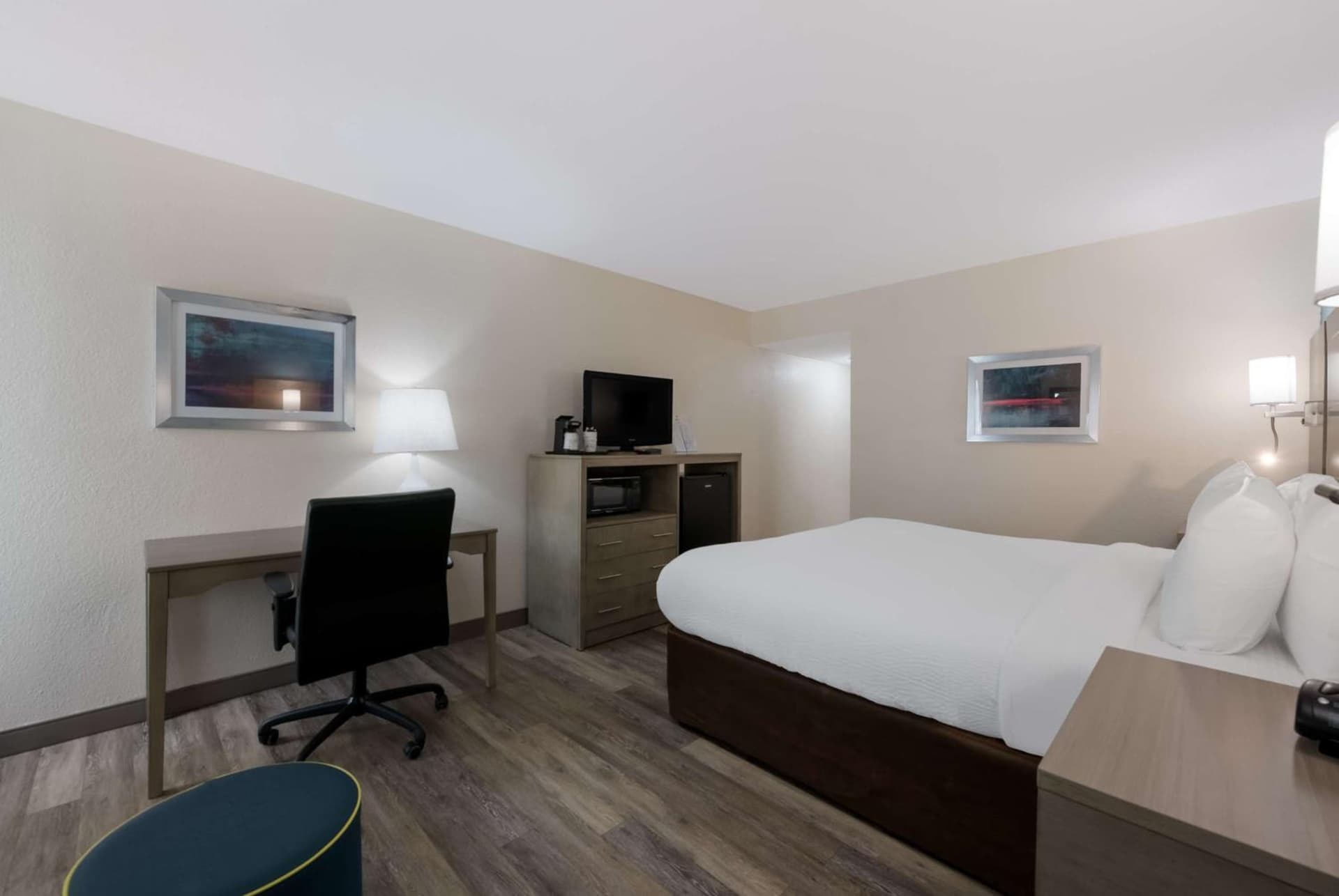 Best Western Hampton Coliseum Inn gallery photo in Hampton, VA — image 9