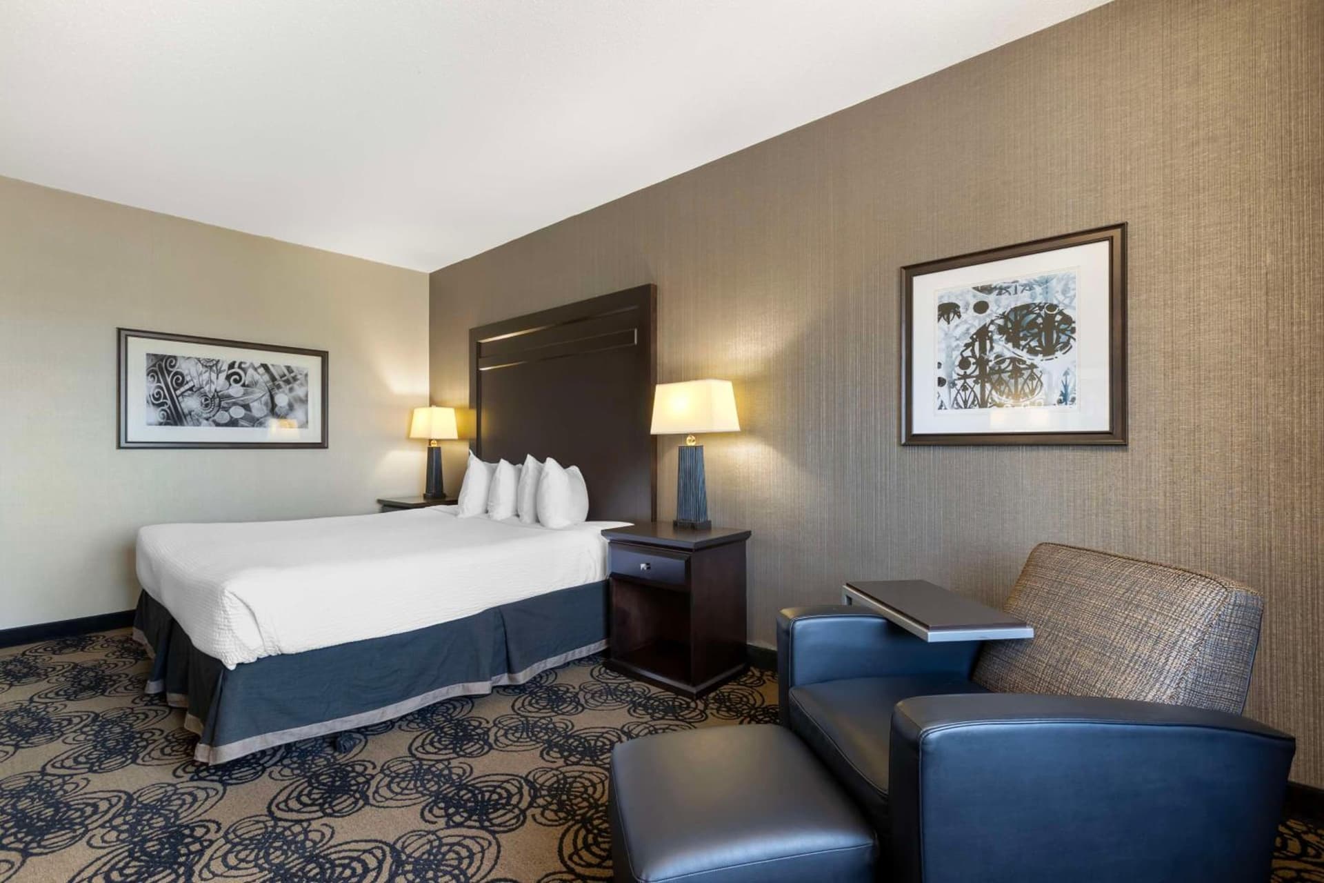 Best Western Plus Midwest Inn gallery photo in Omaha, NE — image 26
