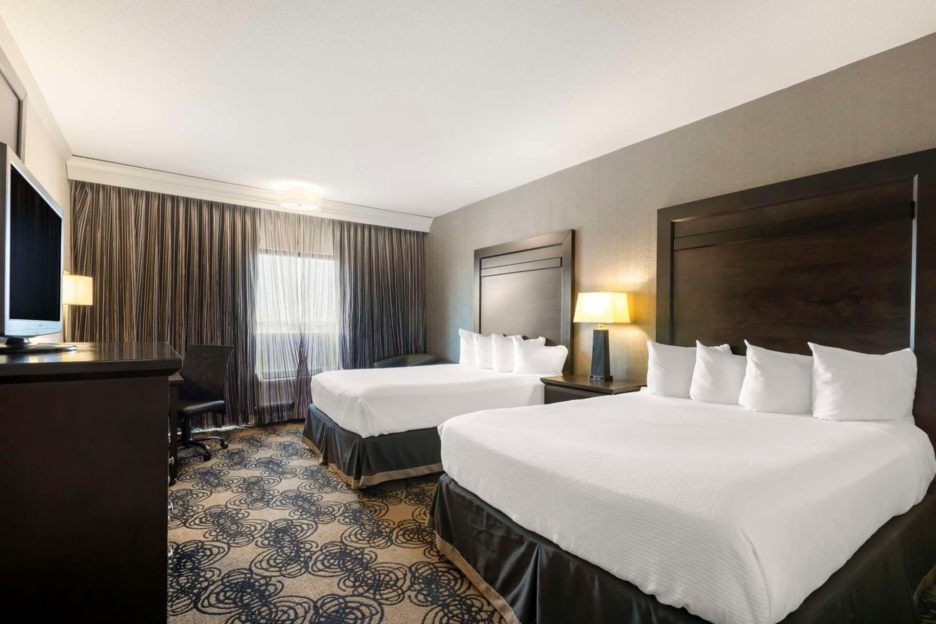 Best Western Plus Midwest Inn property views in Omaha, NE — gallery photo 3