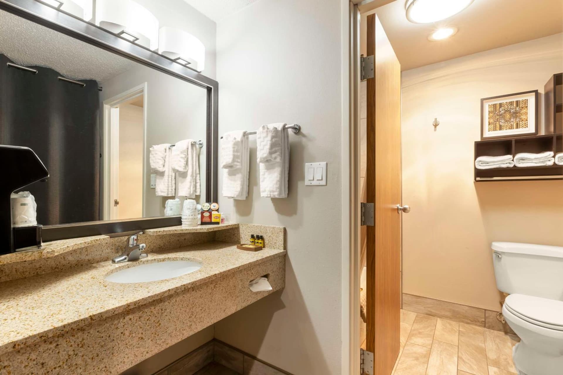 Best Western Plus Midwest Inn gallery photo in Omaha, NE — image 23