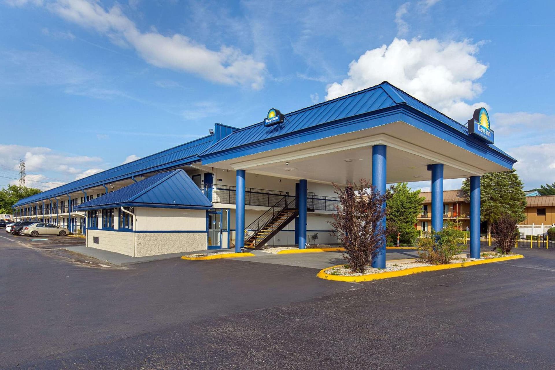 Days Inn by Wyndham Knoxville North property views in Knoxville, TN — gallery photo 3