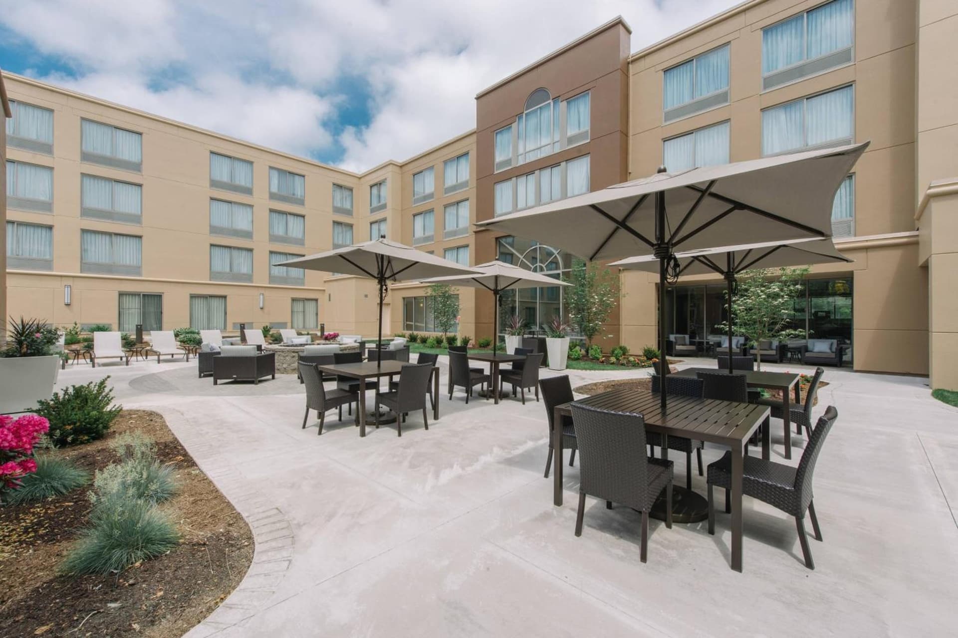 Courtyard by Marriott Nashua gallery photo in Nashua, NH — image 29