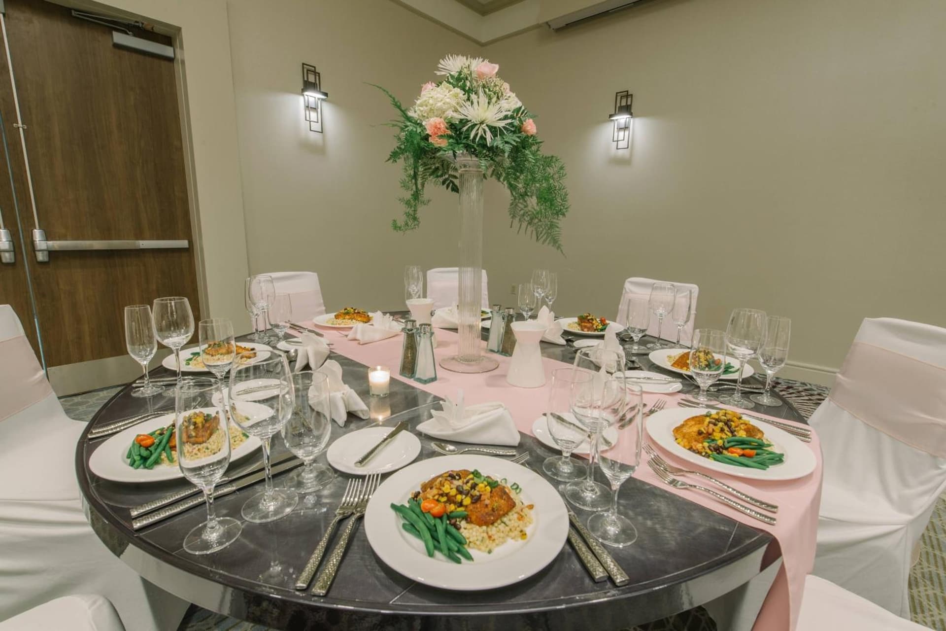 Courtyard by Marriott Nashua gallery photo in Nashua, NH — image 23