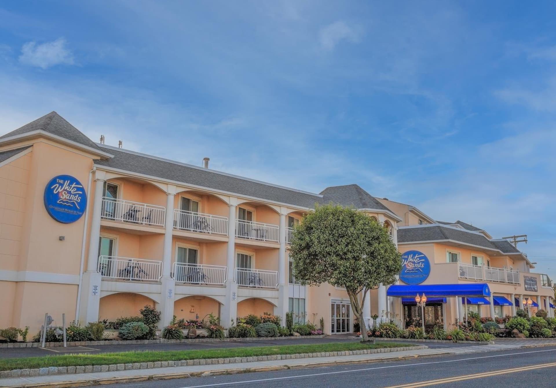 The White Sands Resort and Spa featured exterior or lobby in Point Pleasant Beach, NJ — similar hotel
