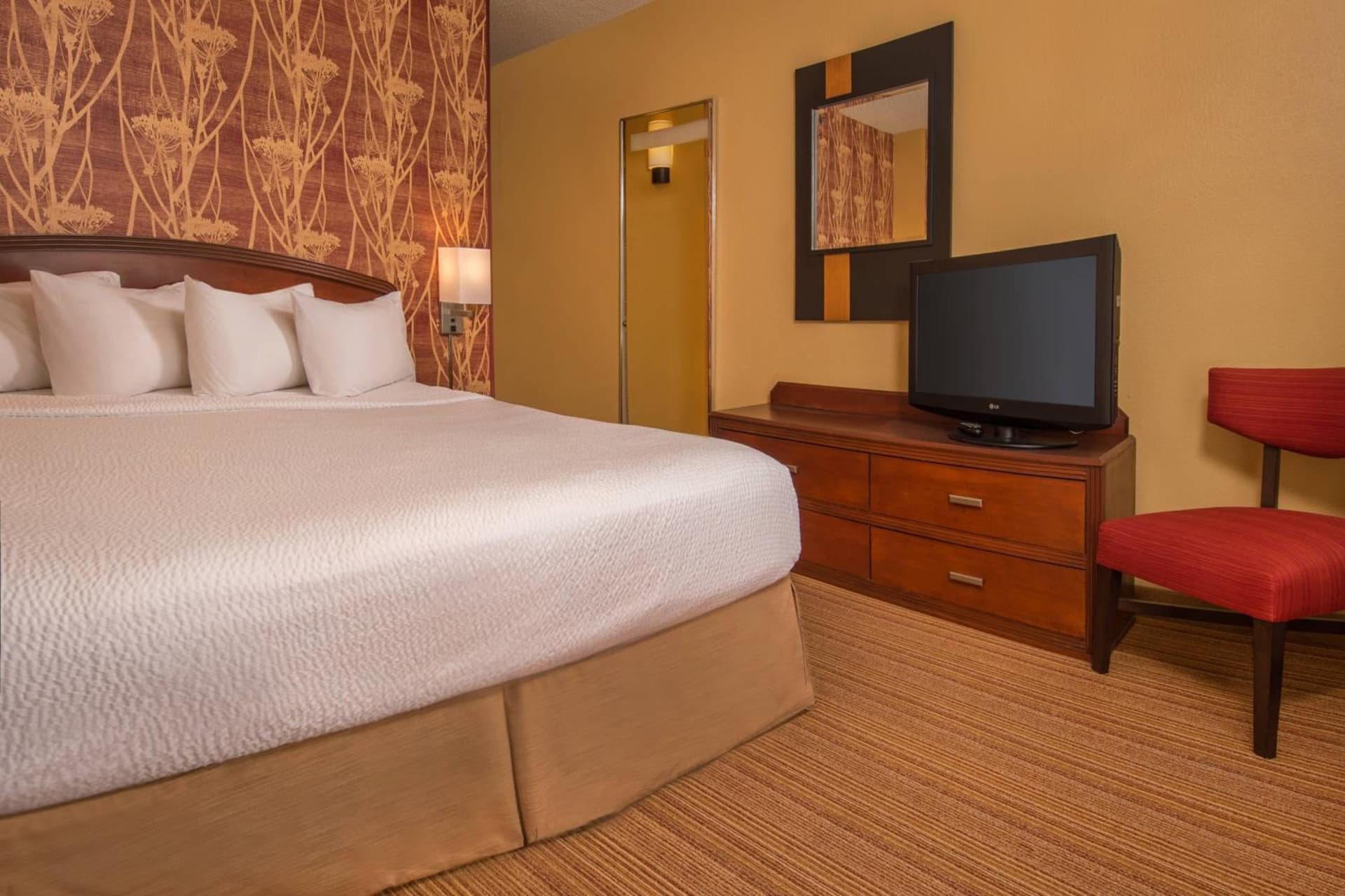 Courtyard by Marriott North Charleston Airport Coliseum gallery photo in Charleston, SC — image 15