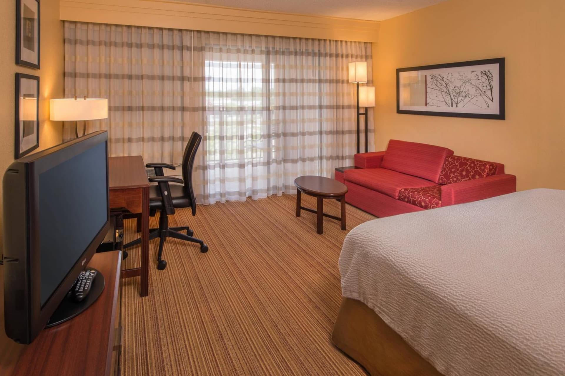 Courtyard by Marriott North Charleston Airport Coliseum gallery photo in Charleston, SC — image 24