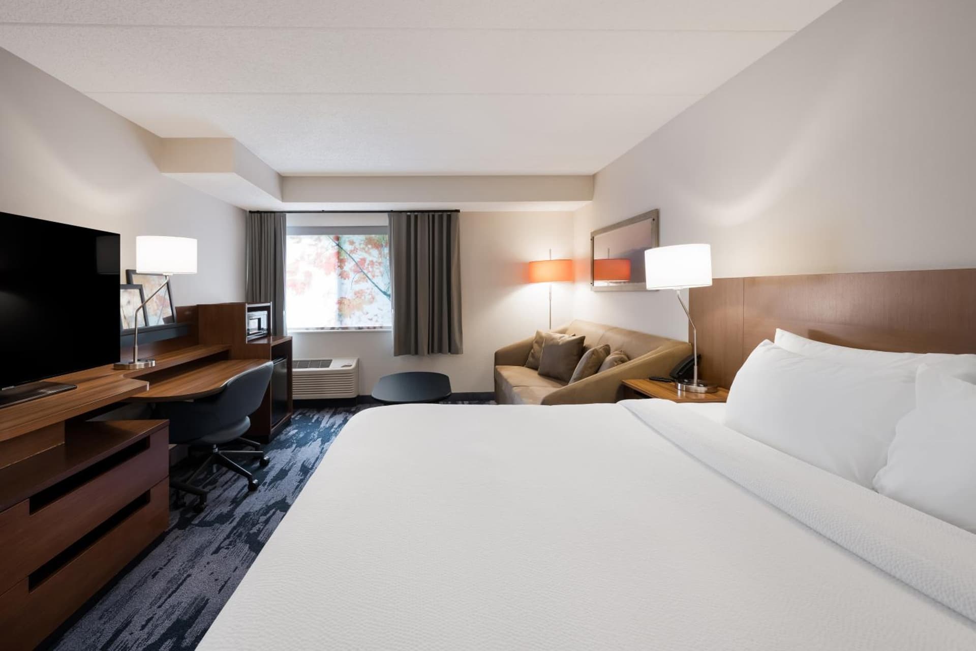 Fairfield Inn by Marriott Amesbury interior in Amesbury — gallery photo 2