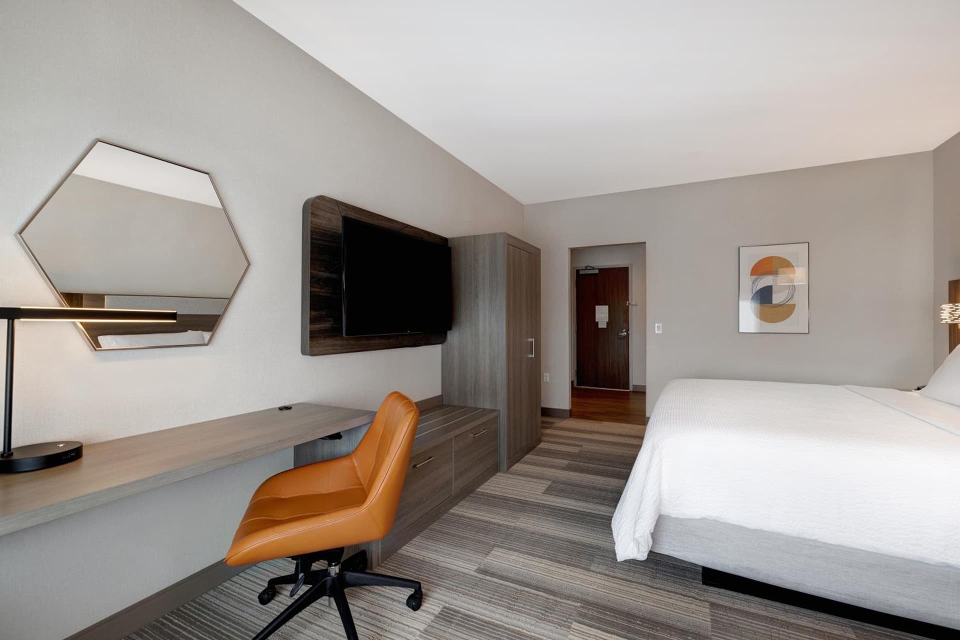 Holiday Inn Express & Suites - Glendale Downtown gallery photo in Glendale, CA — image 21