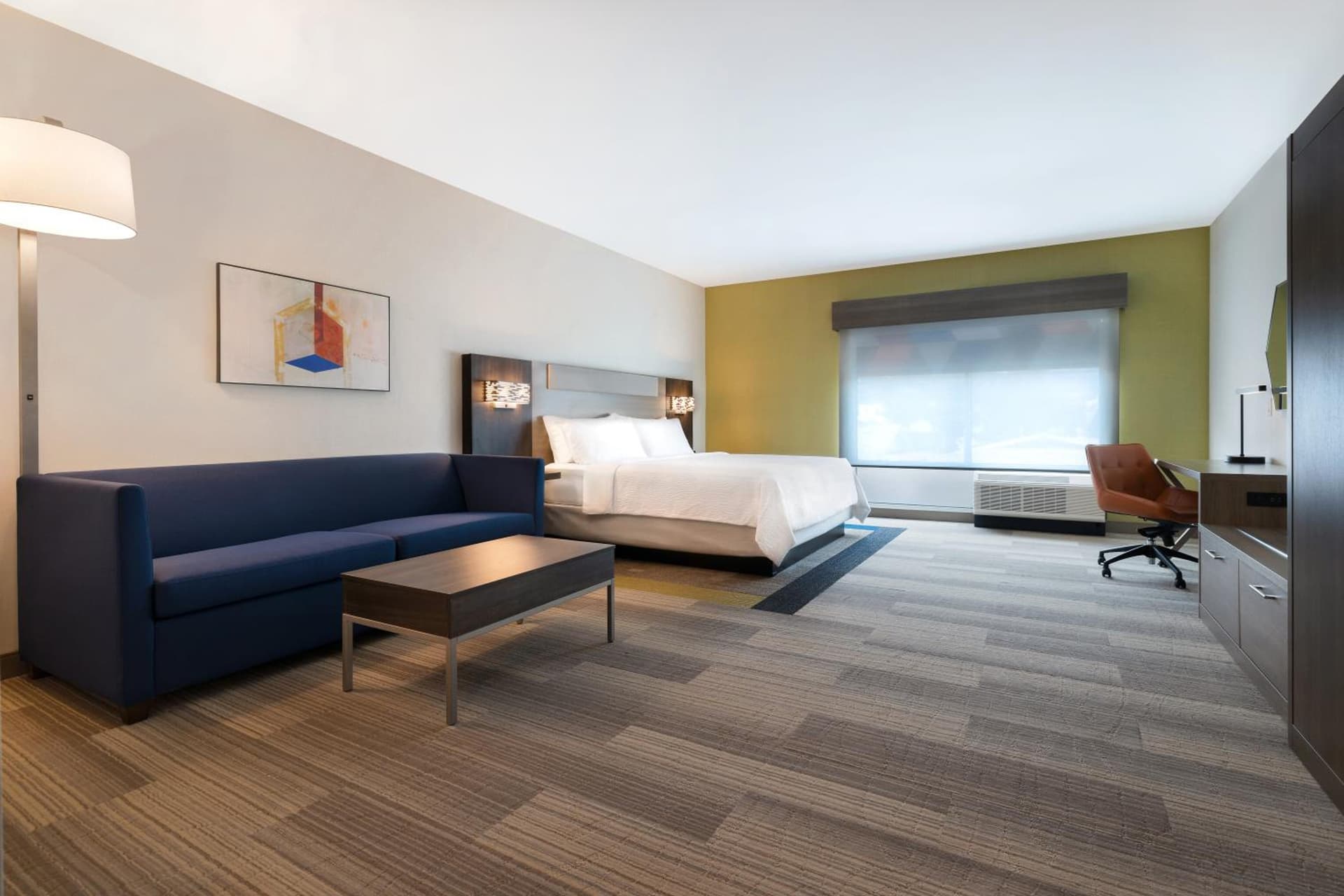 Holiday Inn Express & Suites - Glendale Downtown interior in Glendale, CA — gallery photo 2