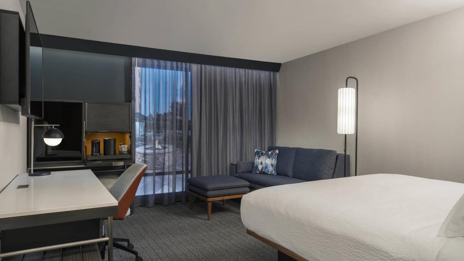 Courtyard by Marriott San Diego Miramar gallery photo in San Diego, CA — image 6