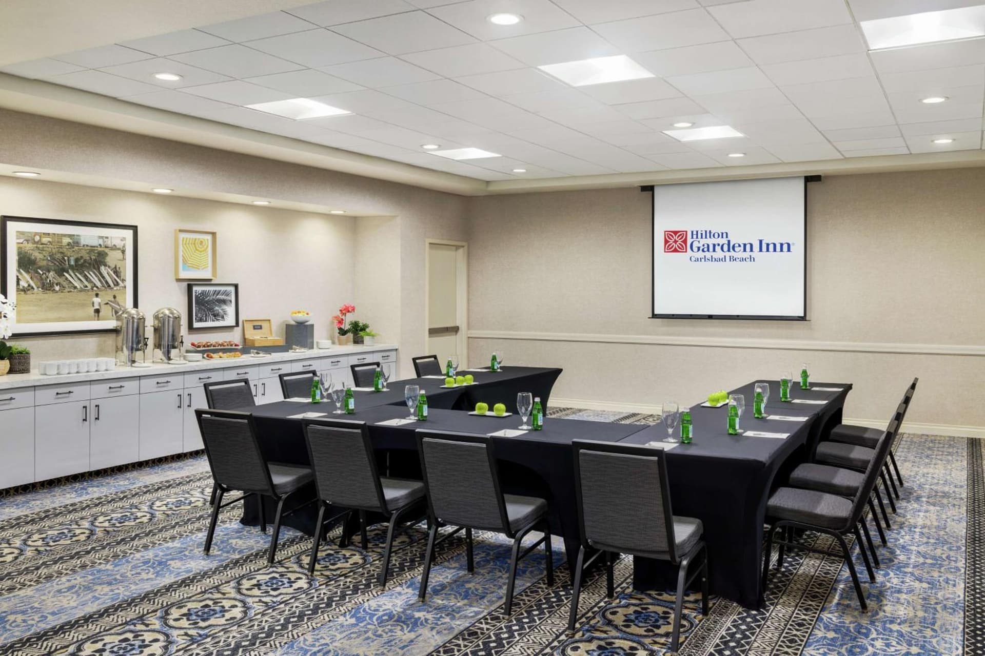 Hilton Garden Inn Carlsbad Beach gallery photo in Carlsbad, CA — image 42