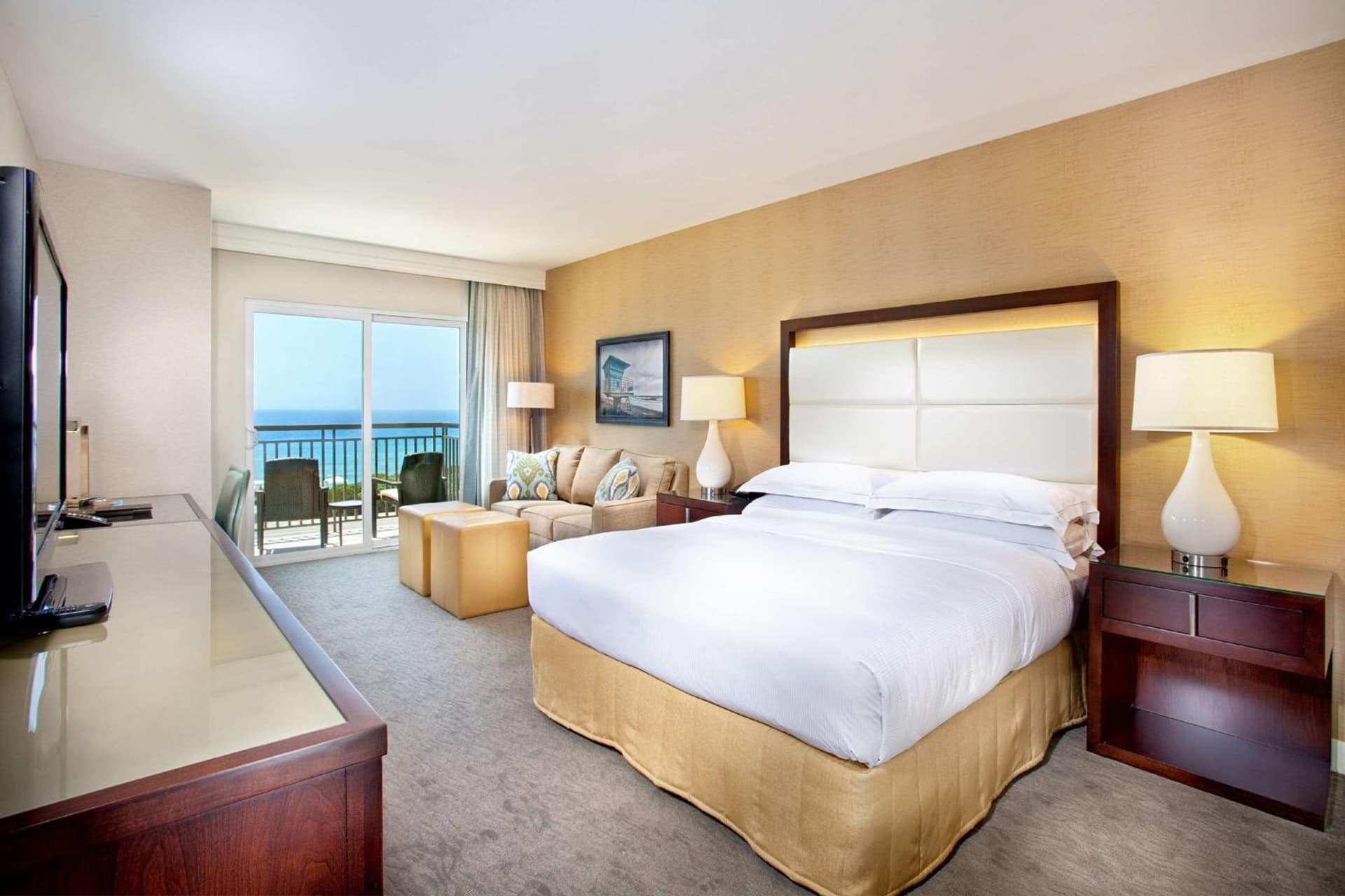 Cape Rey Carlsbad Beach, A Hilton Resort & Spa gallery photo in Carlsbad, CA — image 14