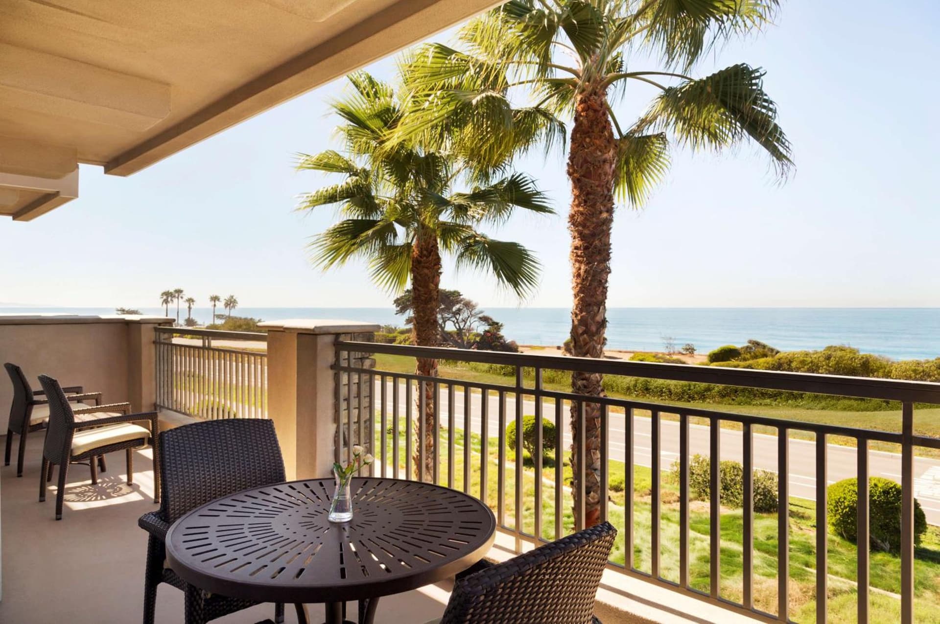 Cape Rey Carlsbad Beach, A Hilton Resort & Spa featured exterior or lobby in Carlsbad, CA — similar hotel