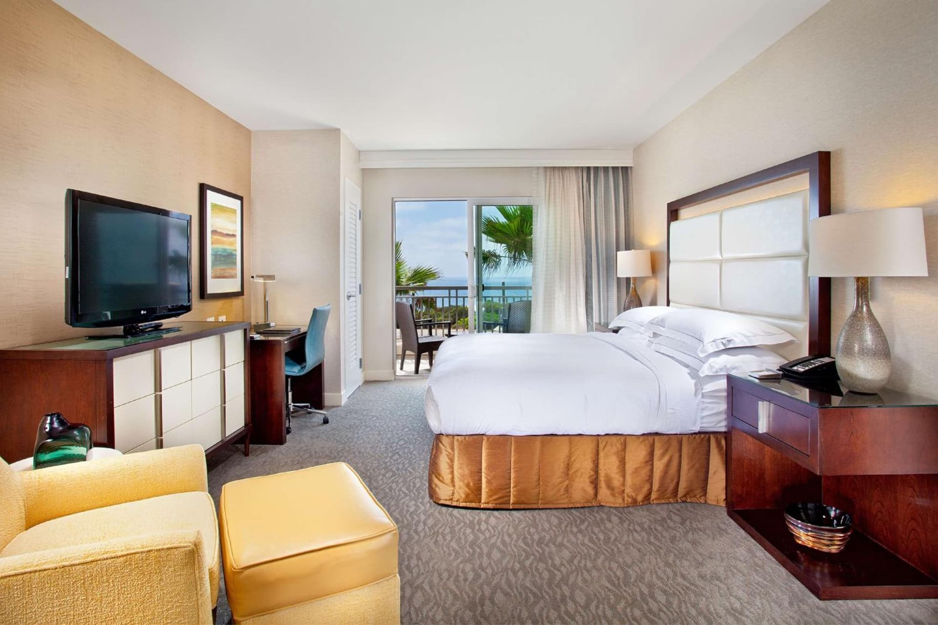 Cape Rey Carlsbad Beach, A Hilton Resort & Spa gallery photo in Carlsbad, CA — image 36