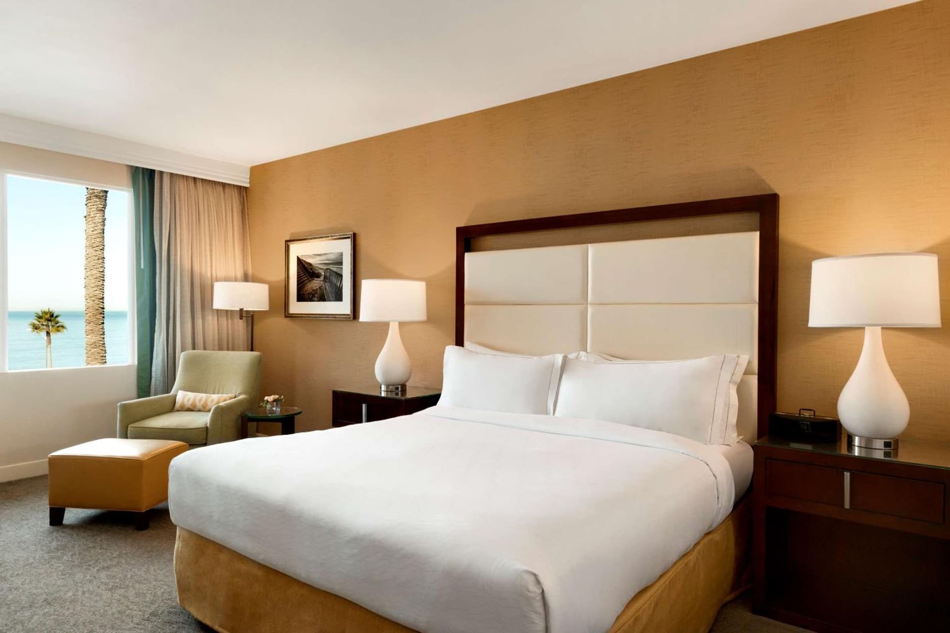 Cape Rey Carlsbad Beach, A Hilton Resort & Spa gallery photo in Carlsbad, CA — image 17