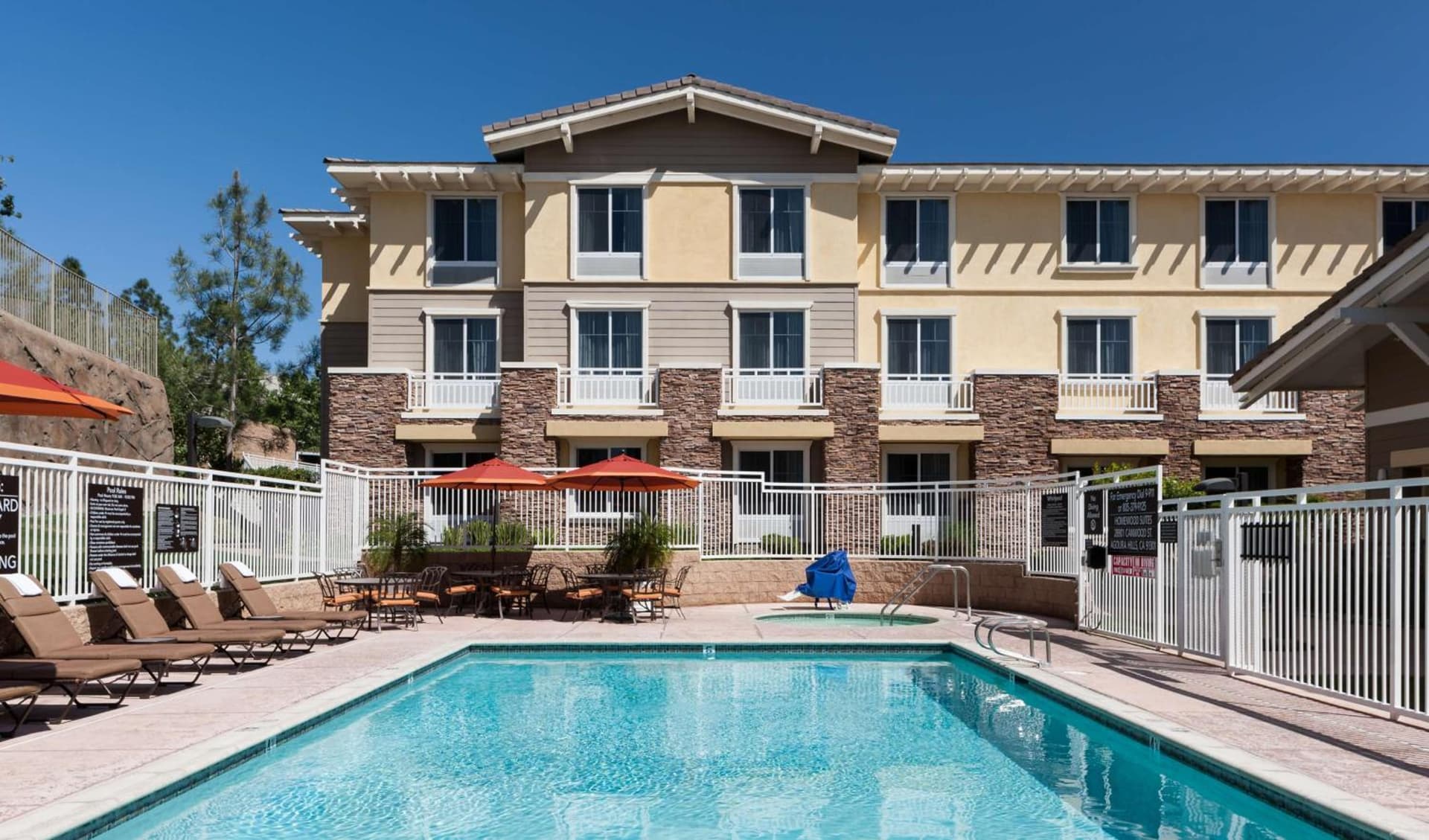 Homewood Suites by Hilton Agoura Hills interior in Agoura Hills, CA — gallery photo 2