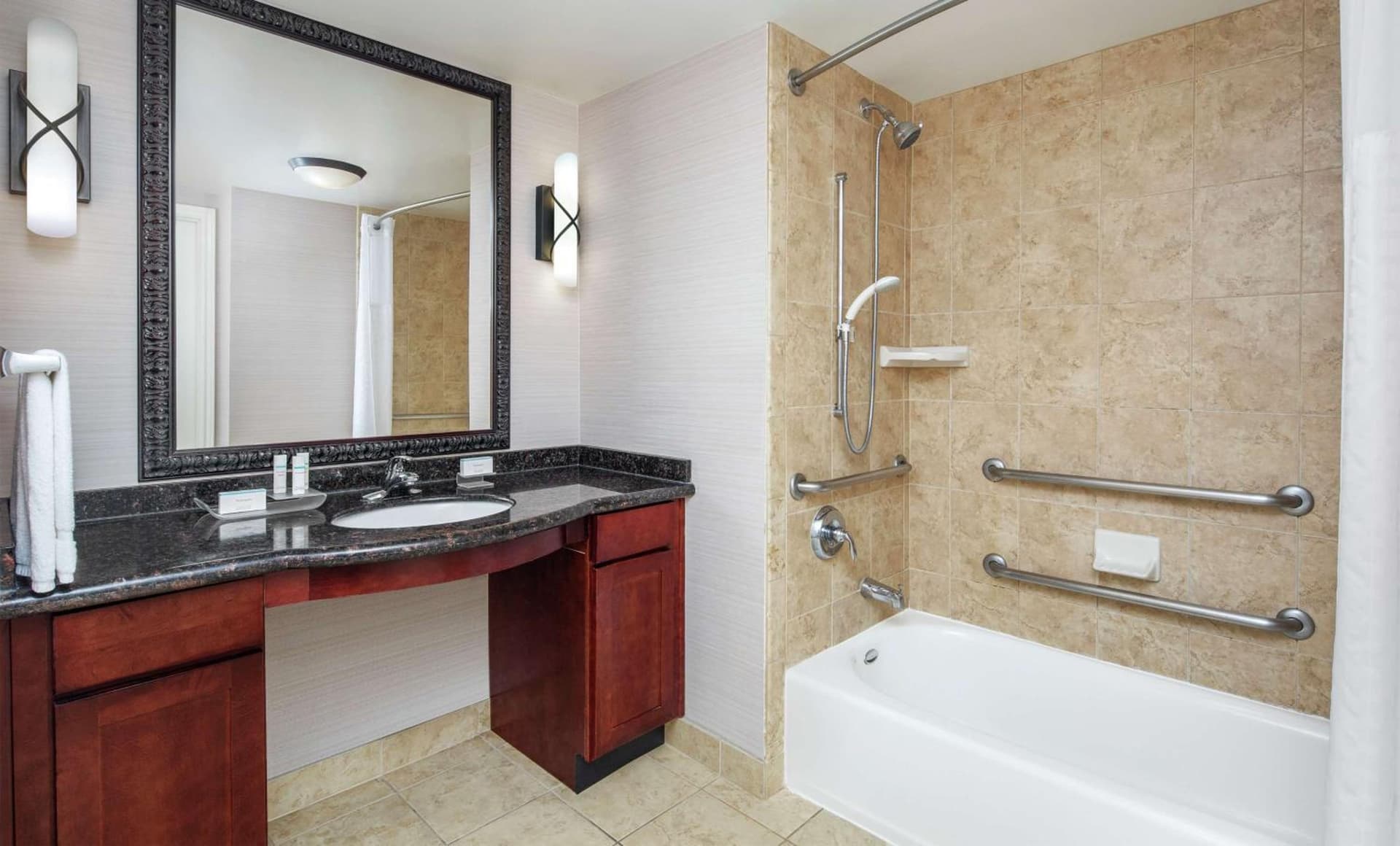 Homewood Suites by Hilton Agoura Hills interior in Agoura Hills, CA — gallery photo 2