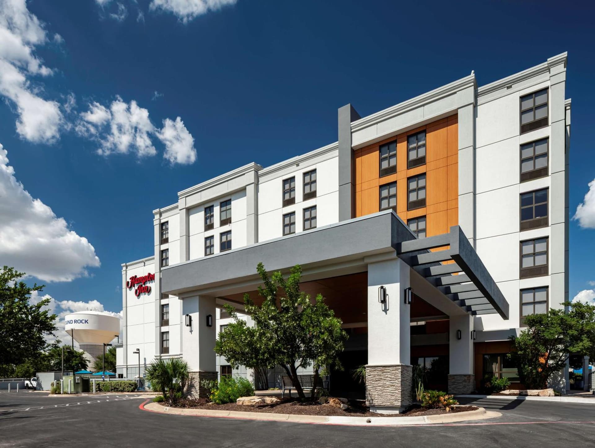 Hampton Inn Austin Round Rock property views in Round Rock, TX — gallery photo 3