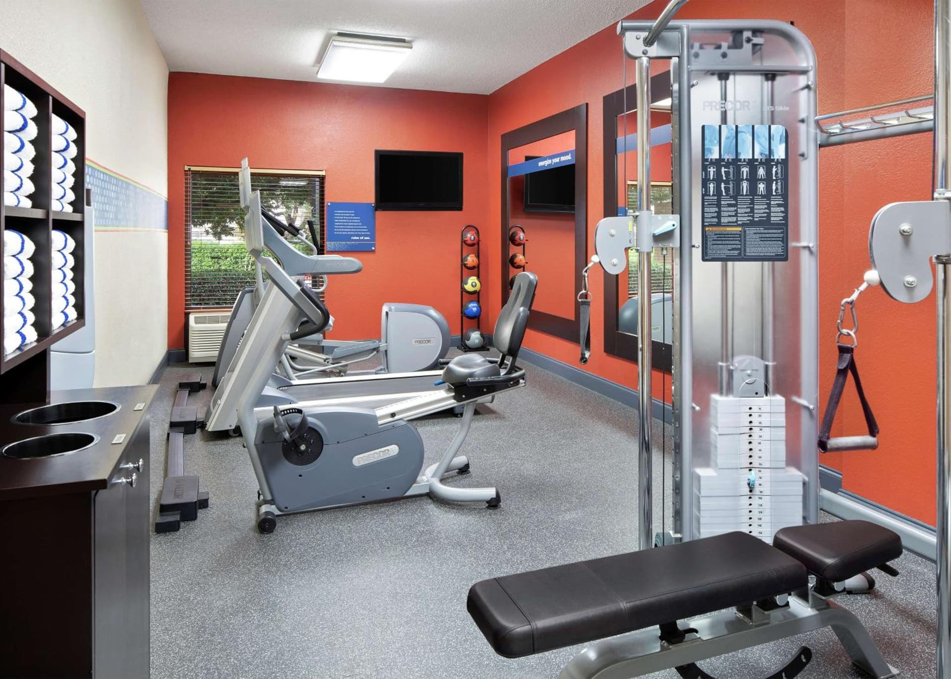 Hampton Inn Dallas Irving Las Colinas property views in Irving, TX — gallery photo 3