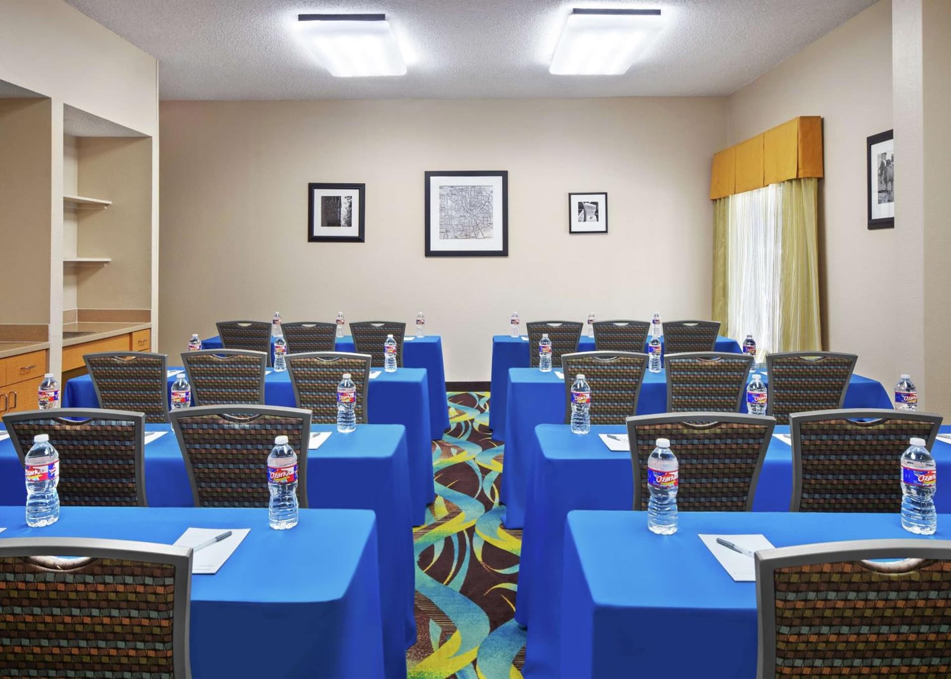 Hampton Inn Dallas Irving Las Colinas gallery photo in Irving, TX — image 9