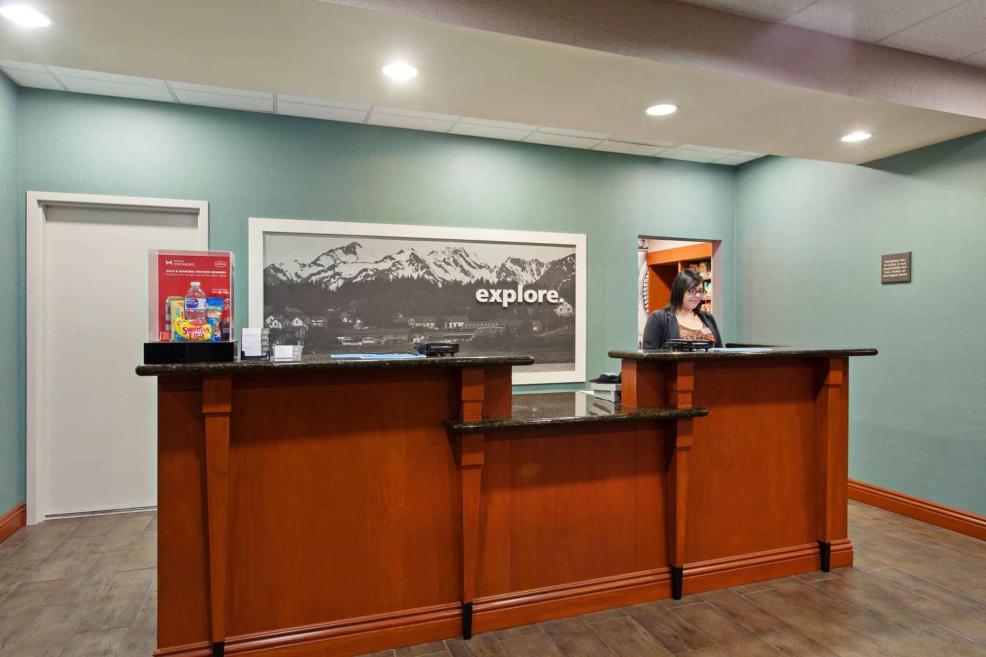 Hampton Inn & Suites Clovis Airport North interior in Clovis, CA — gallery photo 2