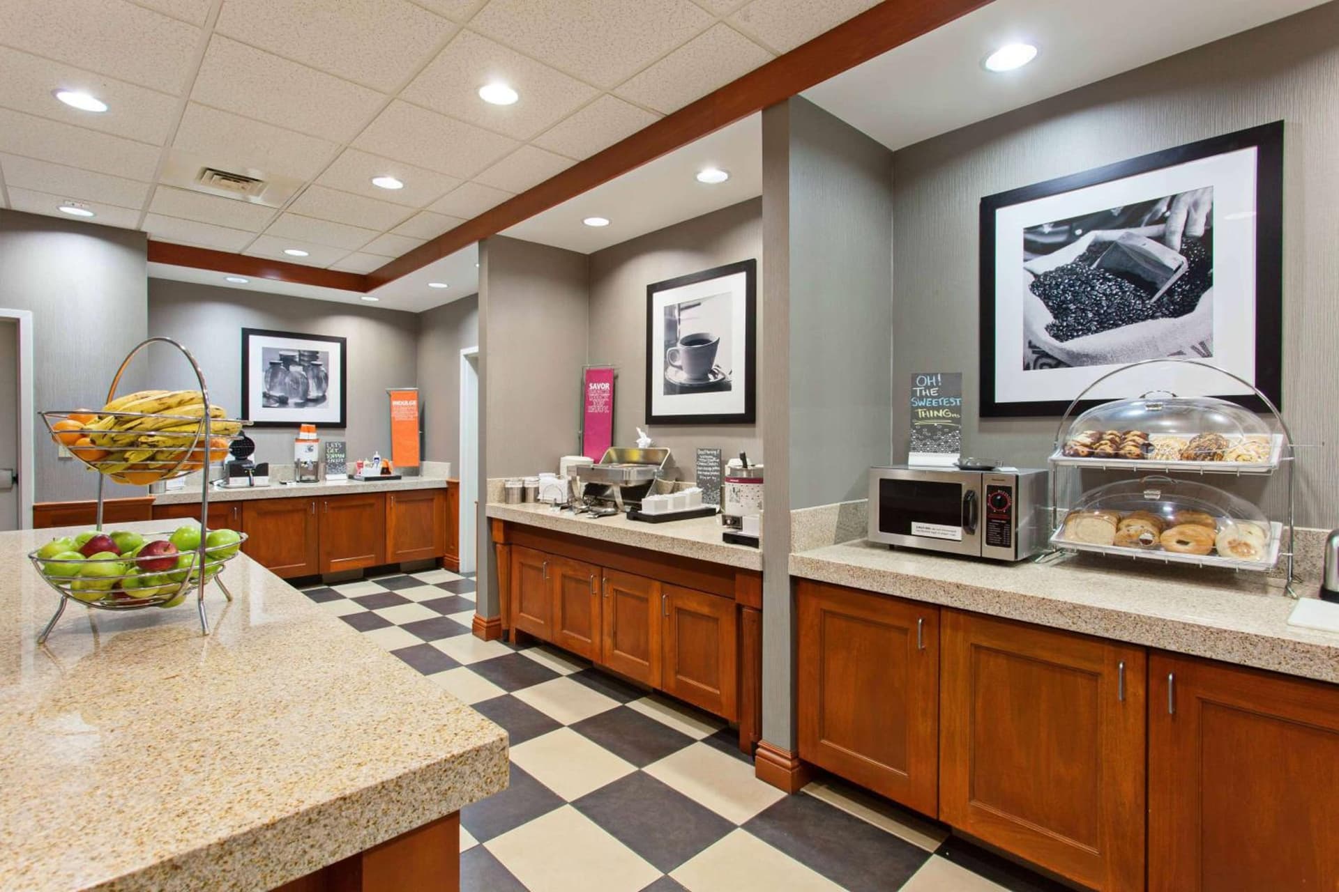 Hampton Inn & Suites Clovis Airport North gallery photo in Clovis, CA — image 31