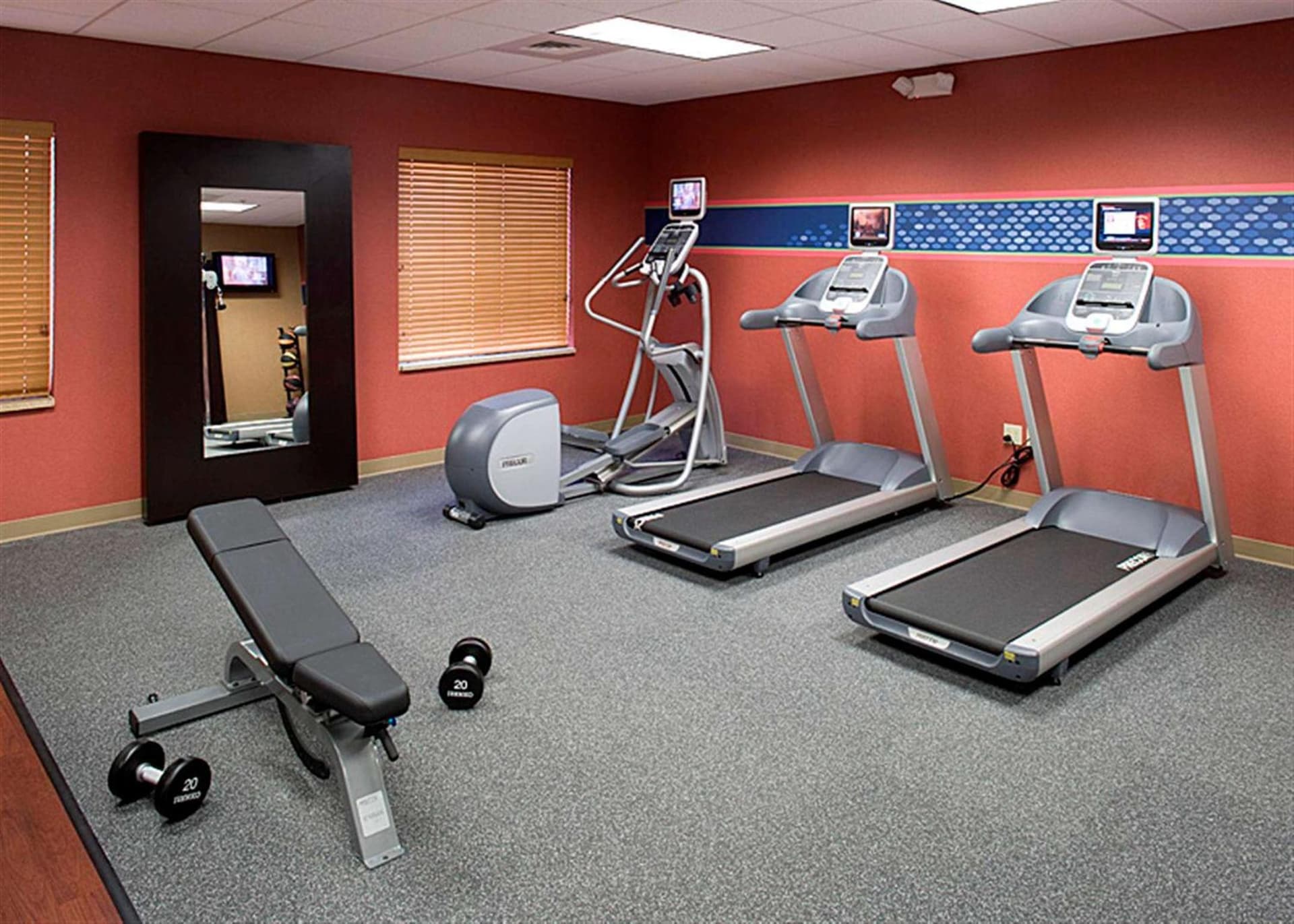 Hampton Inn & Suites Clovis Airport North gallery photo in Clovis, CA — image 12