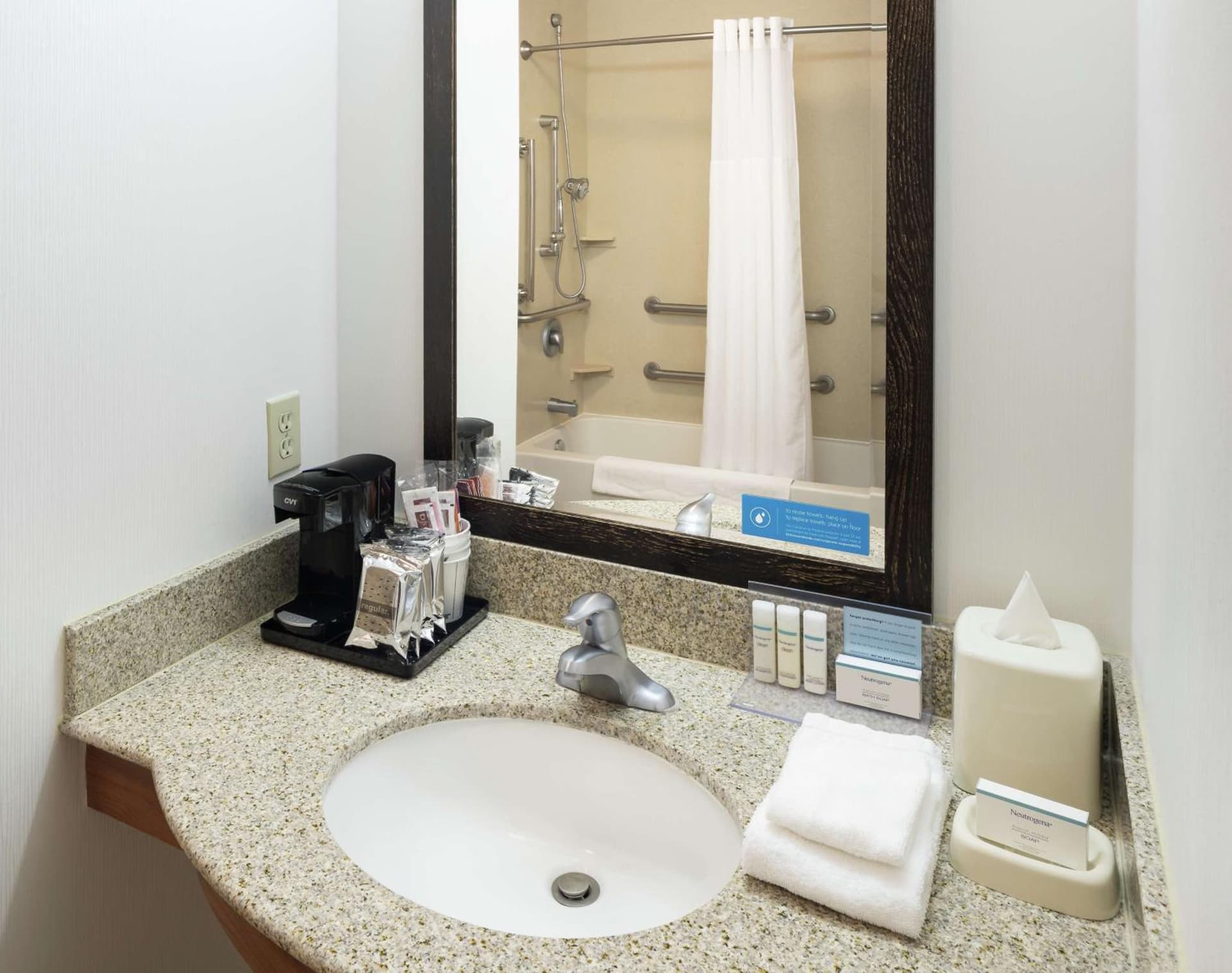 Hampton Inn & Suites Clovis Airport North gallery photo in Clovis, CA — image 34