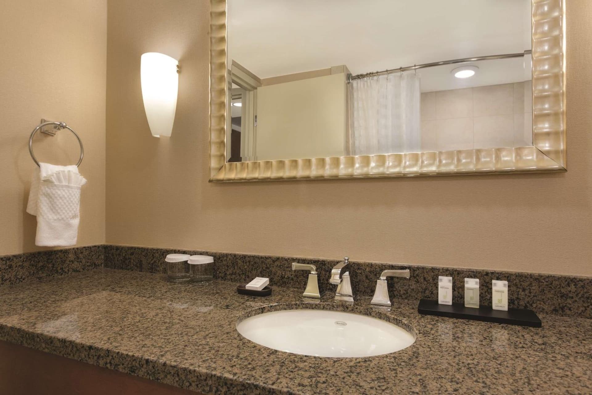 Embassy Suites Denver Tech Center gallery photo in Centennial, CO — image 28
