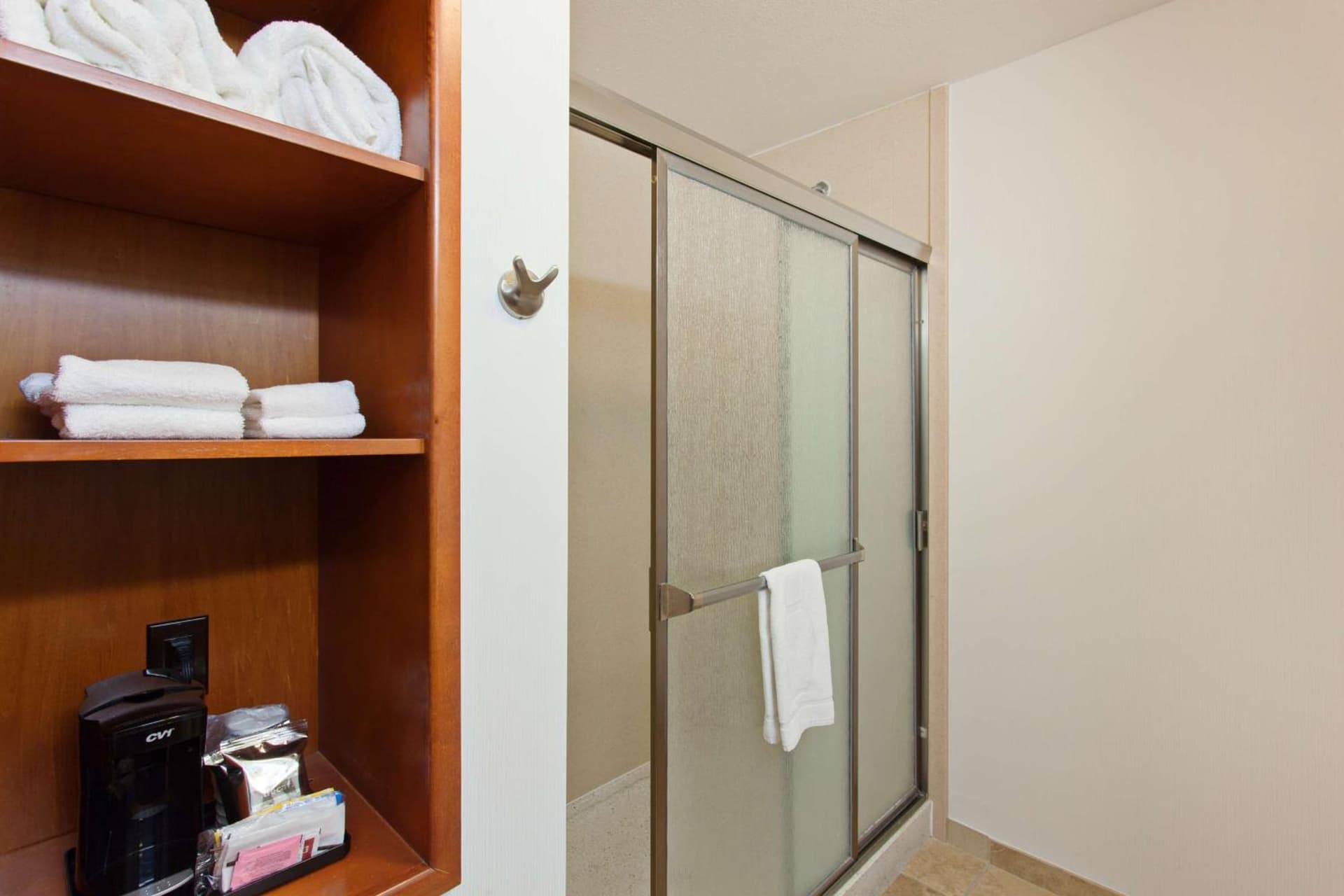 Hampton Inn & Suites Clovis Airport North gallery photo in Clovis, CA — image 21