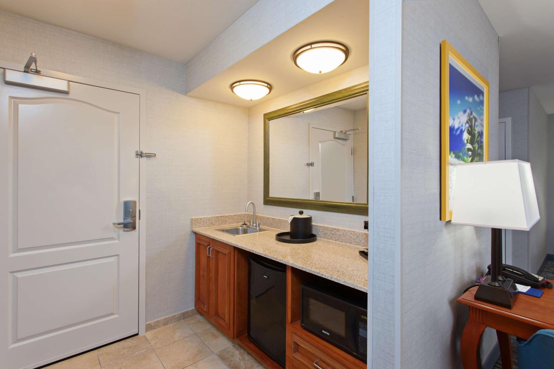 Hampton Inn & Suites Clovis Airport North gallery photo in Clovis, CA — image 16