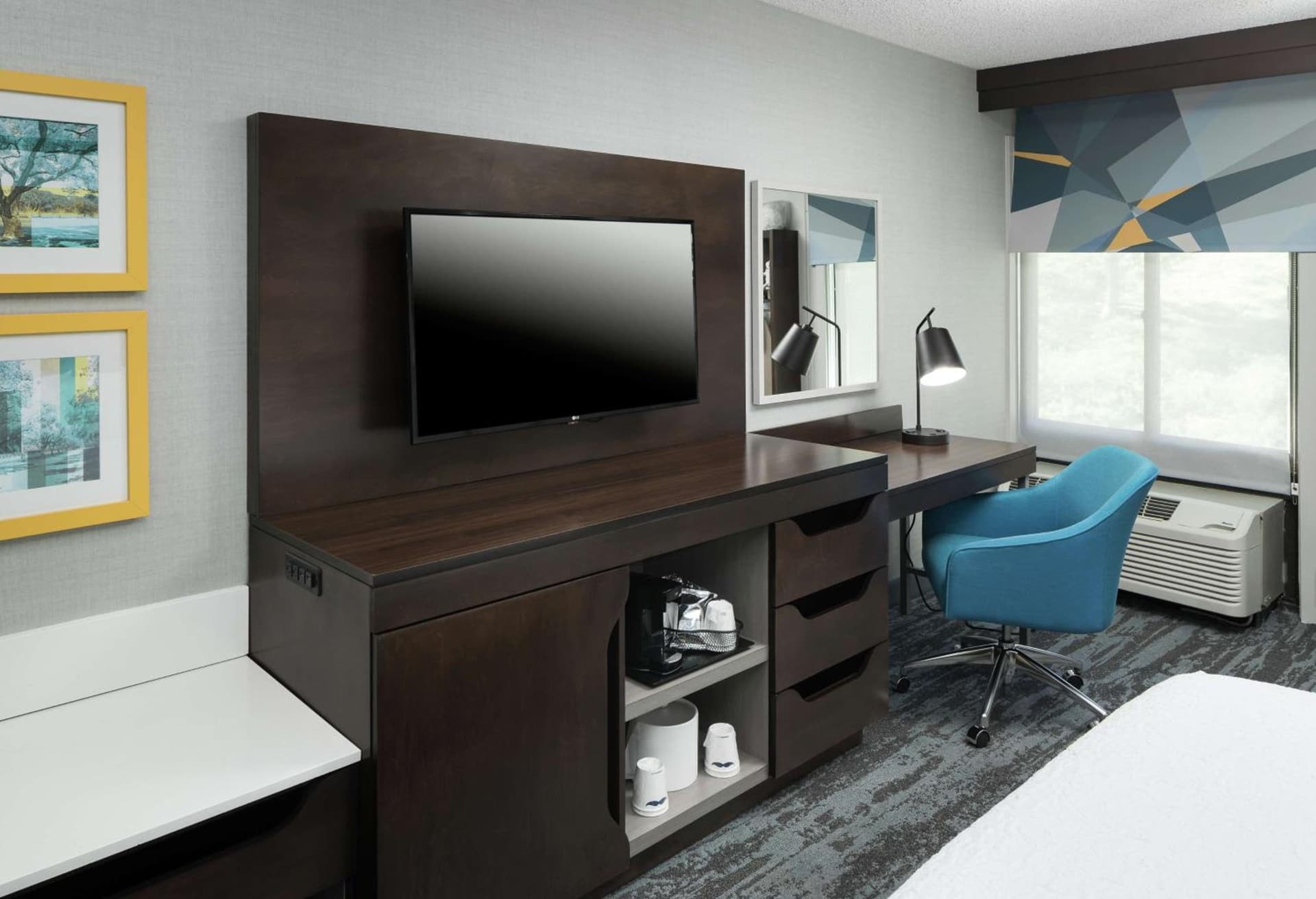 Hampton Inn Los Angeles Santa Clarita gallery photo in Santa Clarita, CA — image 28